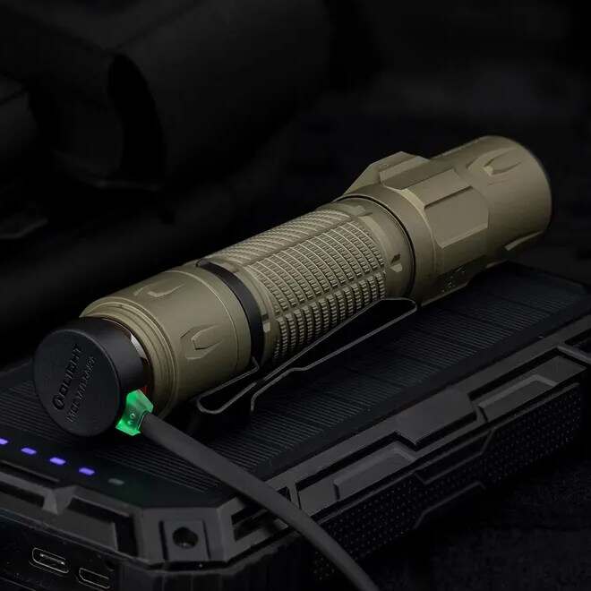 Olight Warrior Ultra taktikai zseblámpa Olive Green - 2500 lumen