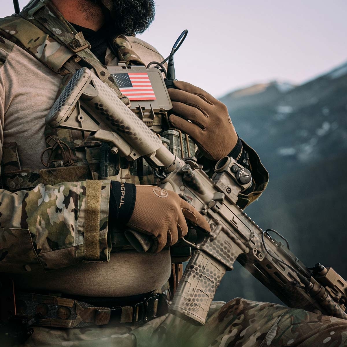 Magpul Technical Glove 2.0 Taktikai Kesztyű - Coyote