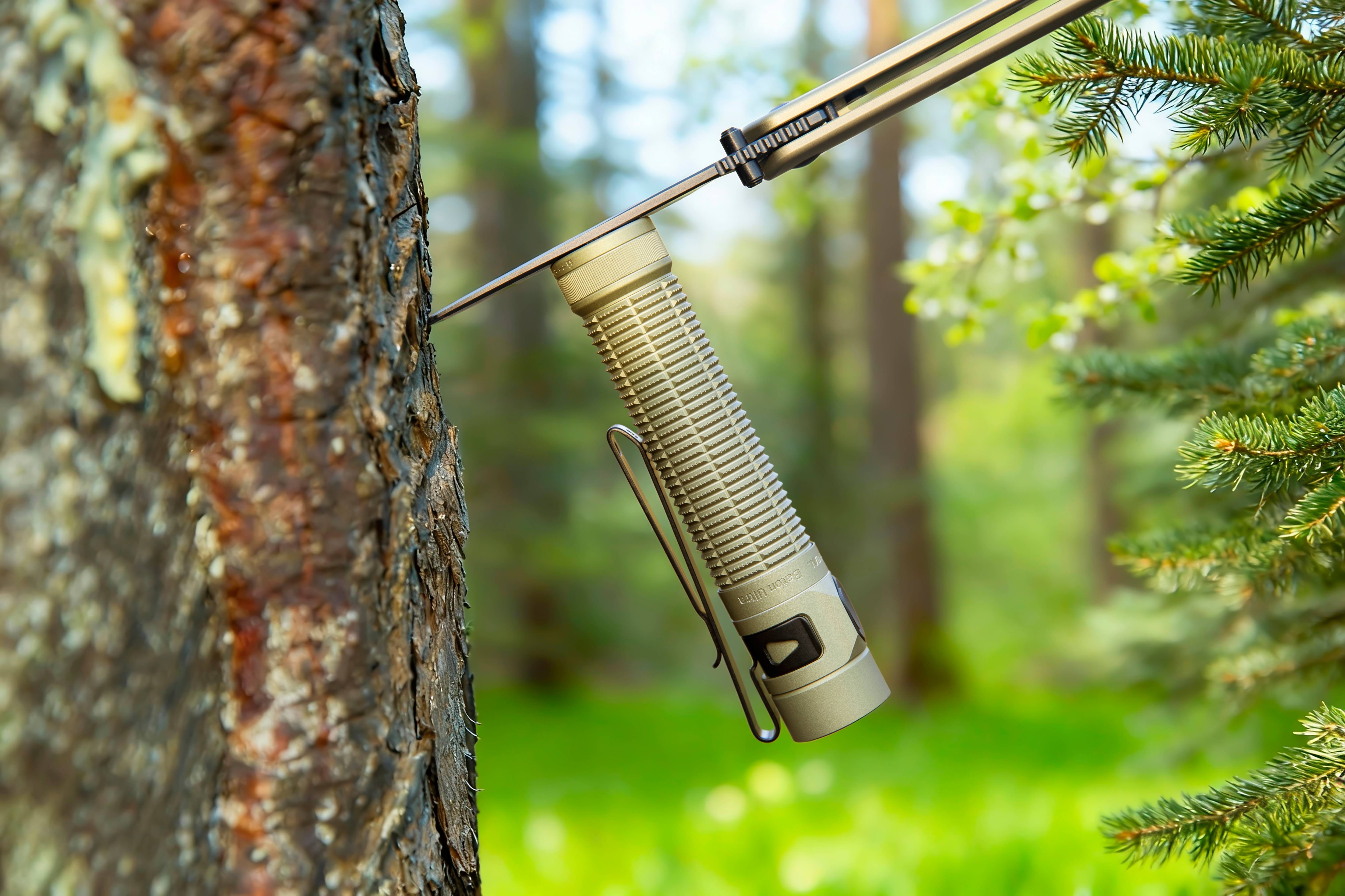 Olight Baton Ultra Olive Green zseblámpa - 1800 lumenów