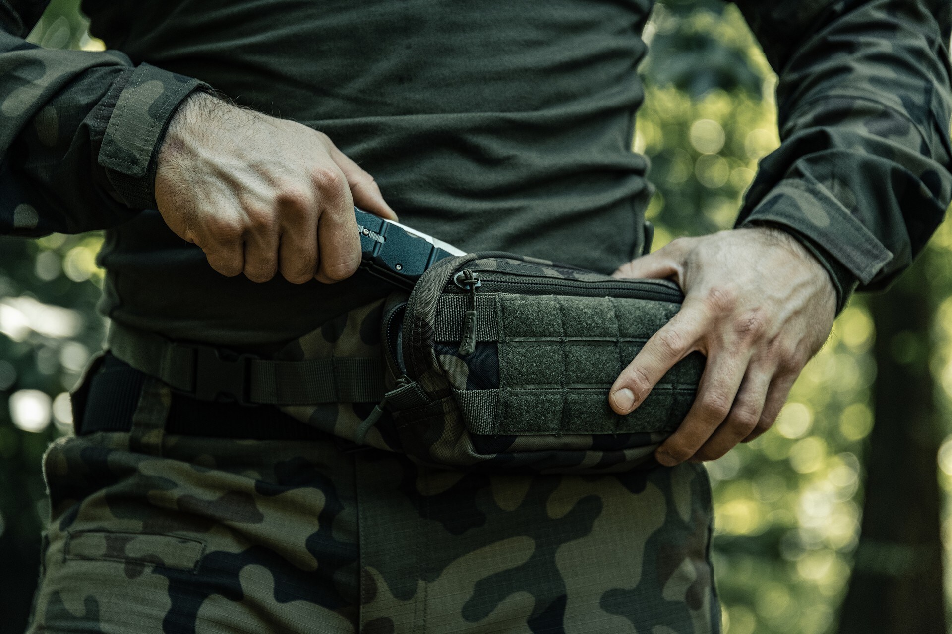 Mil-Tec Fanny Pack MOLLE övtáska - wz.93 Pantera PL Woodland