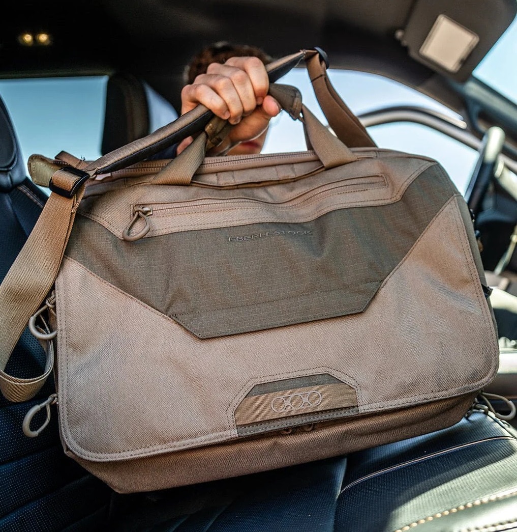 Eberlestock Executive Brief táska 17,2 l - Dry Earth