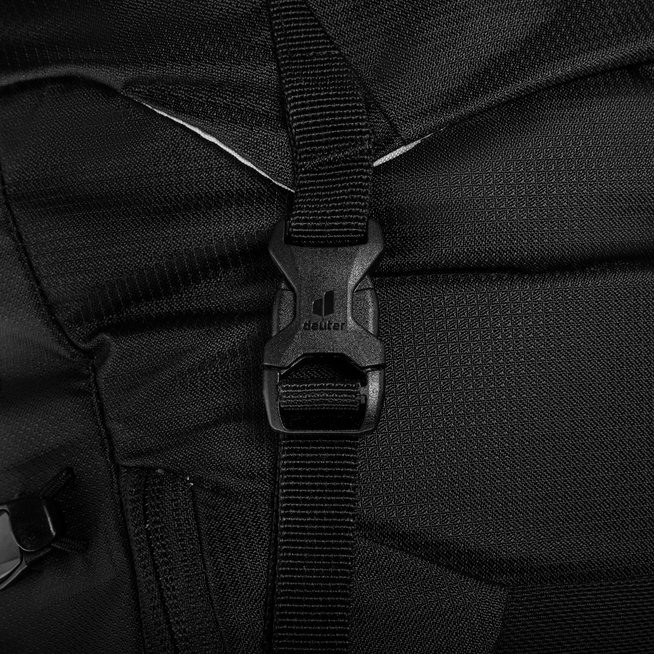 Deuter Futura Jaypack Pro hátizsák 36 l - Black