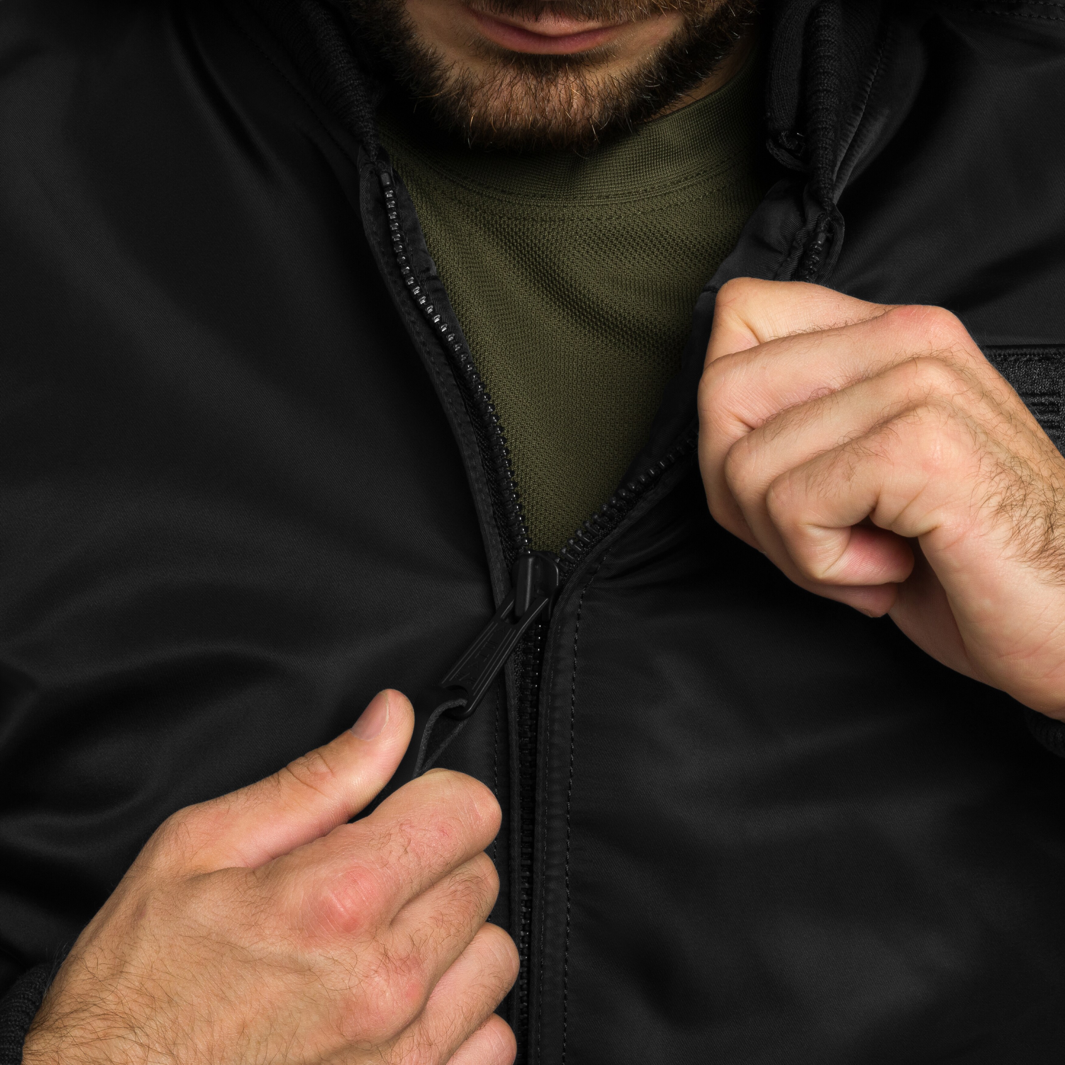 Alpha Industries MA-1 Zip Hood Backprint Bomber kabát - Black/White