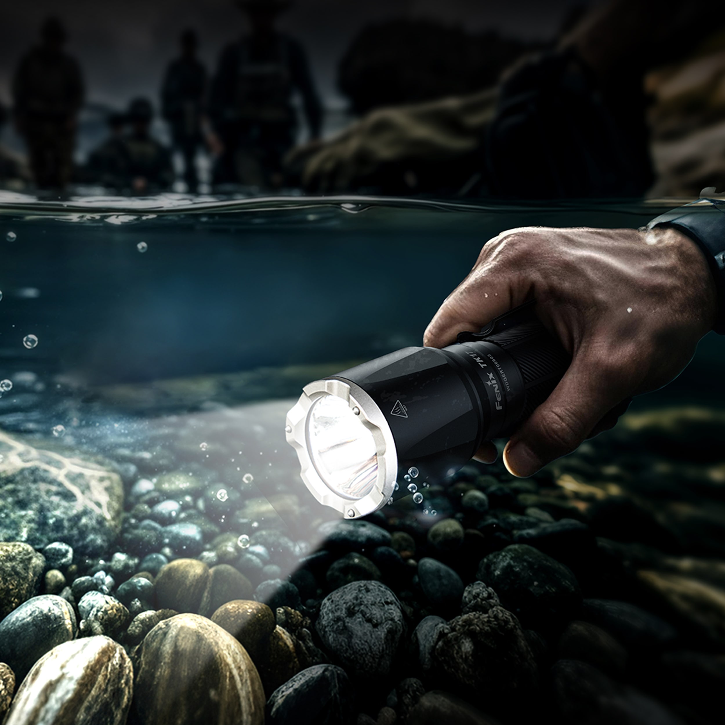 Fenix TK17 Black zseblámpa - 3600 lumen