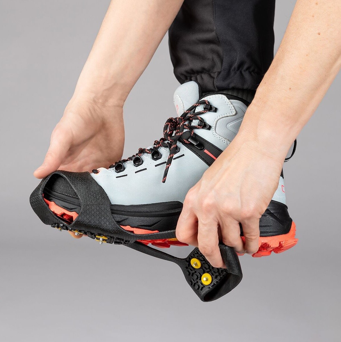 CMP Non Slip Spiked Crampons csúszásgátló borítás - Black