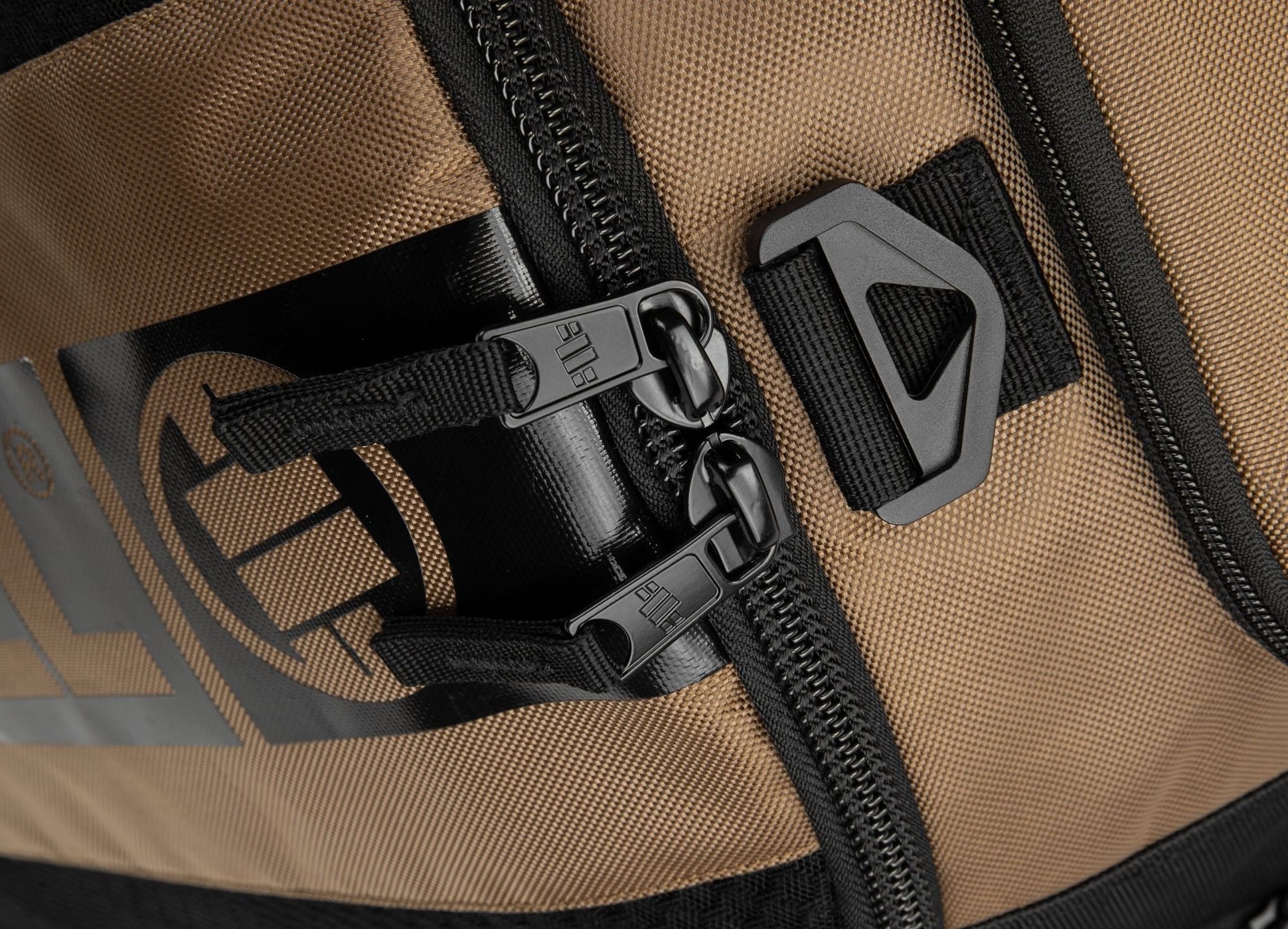 Pitbull Hilltop Big Convertible hátizsák 60 l - Sand