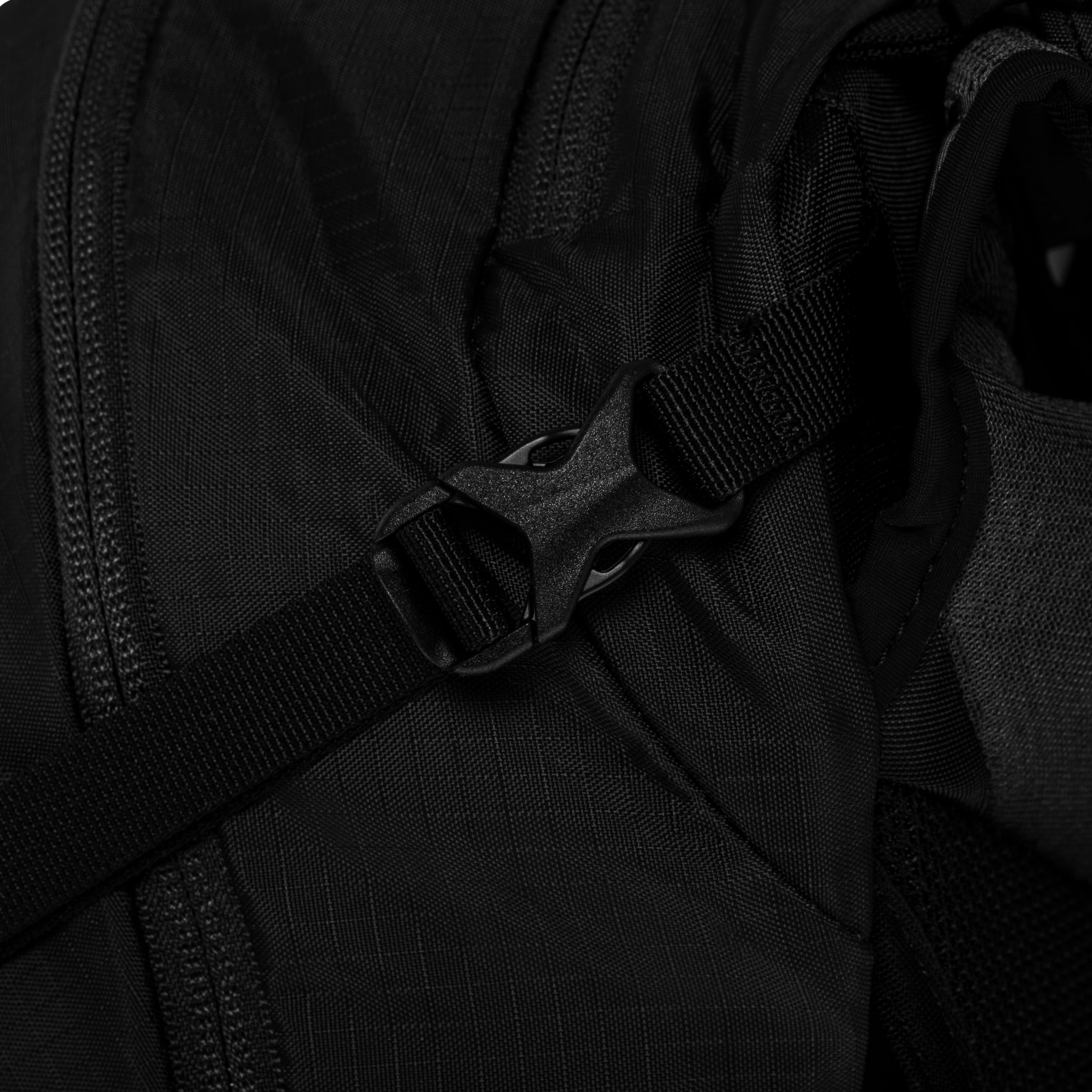 Osprey Hikelite hátizsák 26 l - Raven Black