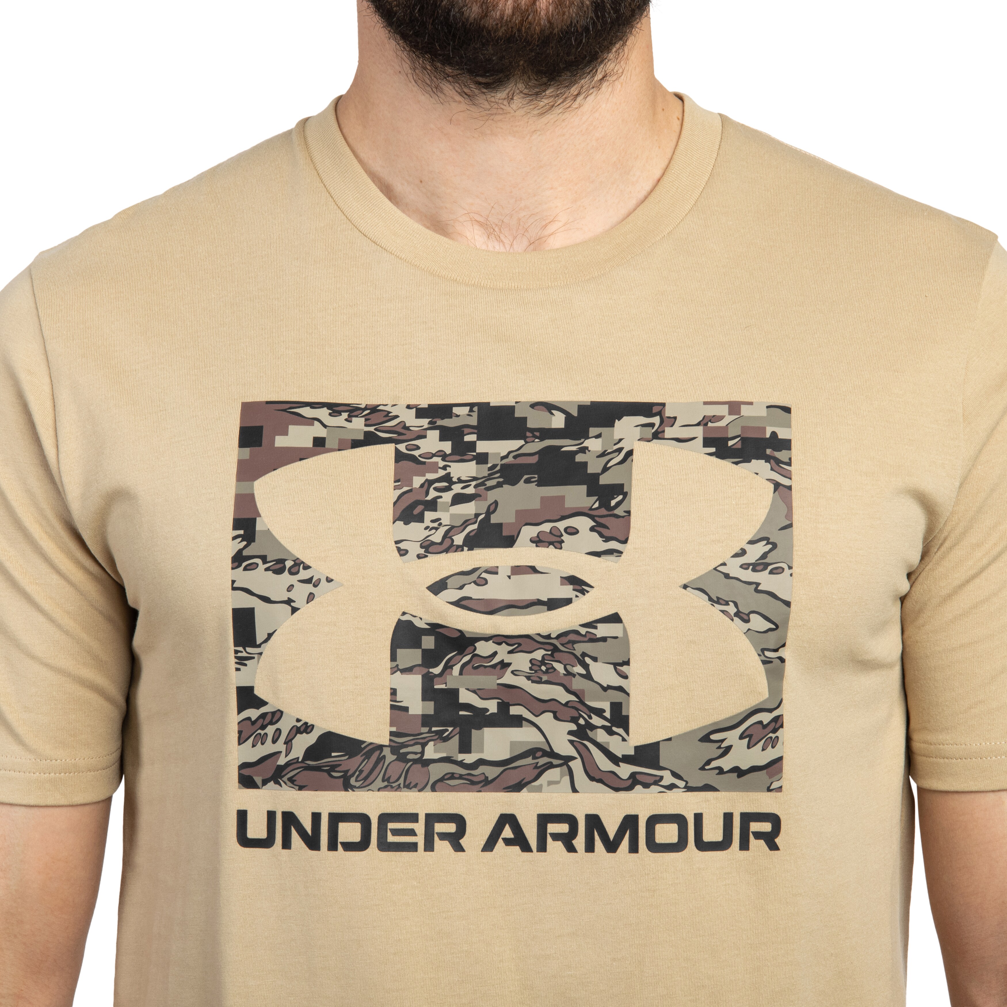 Under Armour UA ABC Camo Boxed Logo T-shirt póló - Field Khaki/Timberwolf Taupe