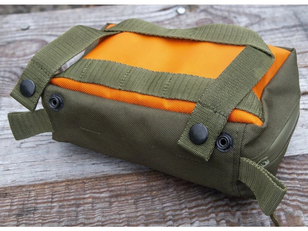 Red Dot One Survival zsebtáska - Ranger Green