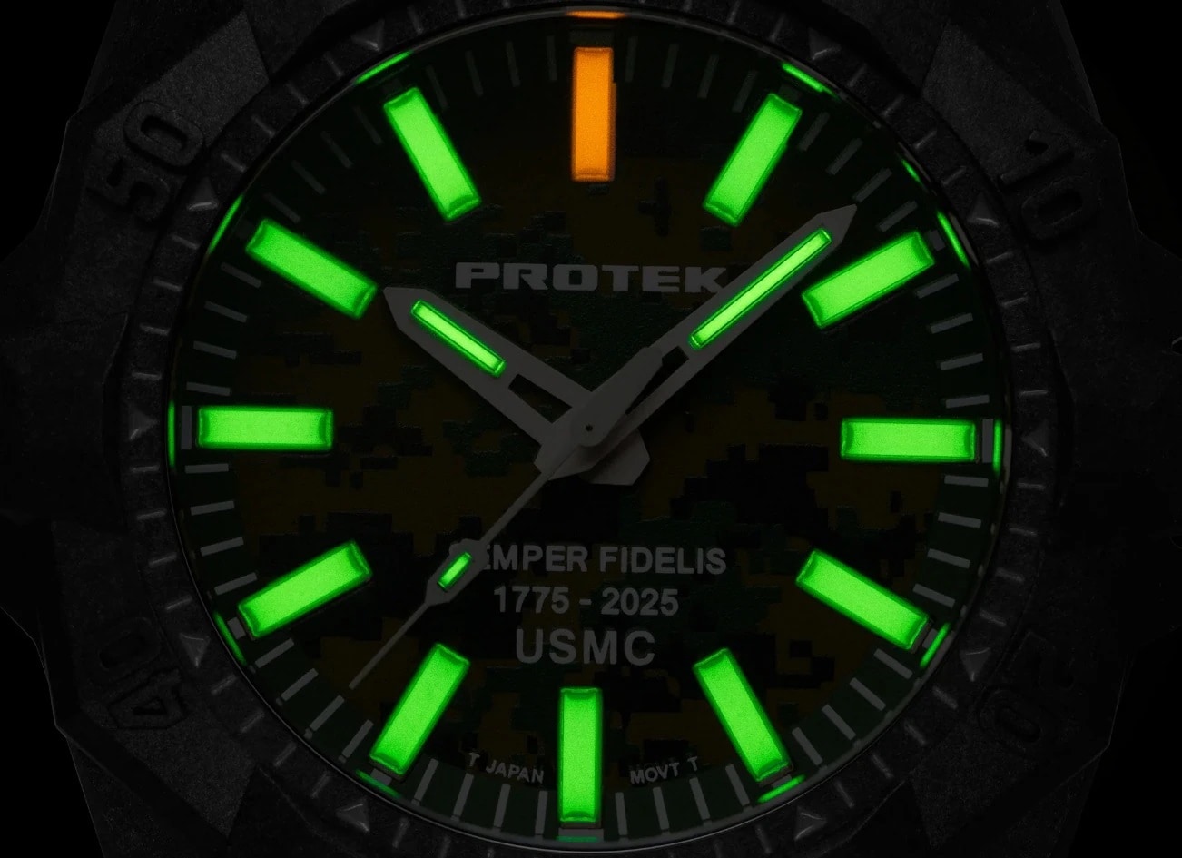 ProTek PT4105SFC USMC karóra - Carbon Dive