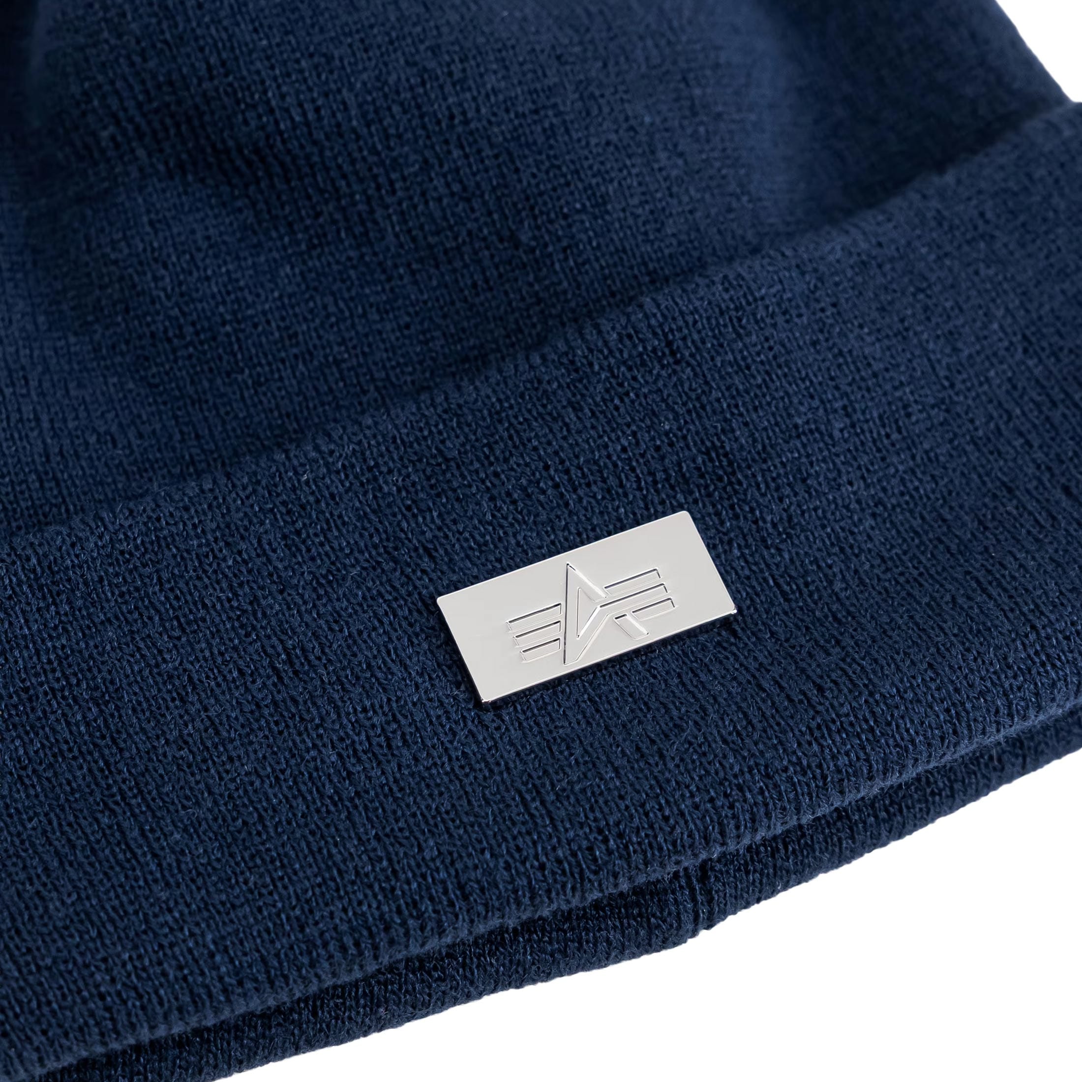 Alpha Industries Metal Label Beanie sapka - Ultra Navy