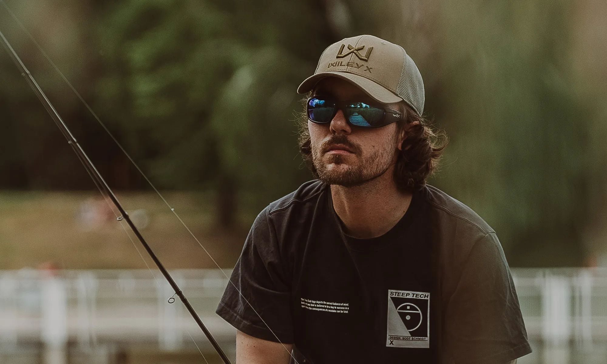 Wiley X Boss taktikai szemüveg - Captivate Polarized Blue Mirror/Matte Black