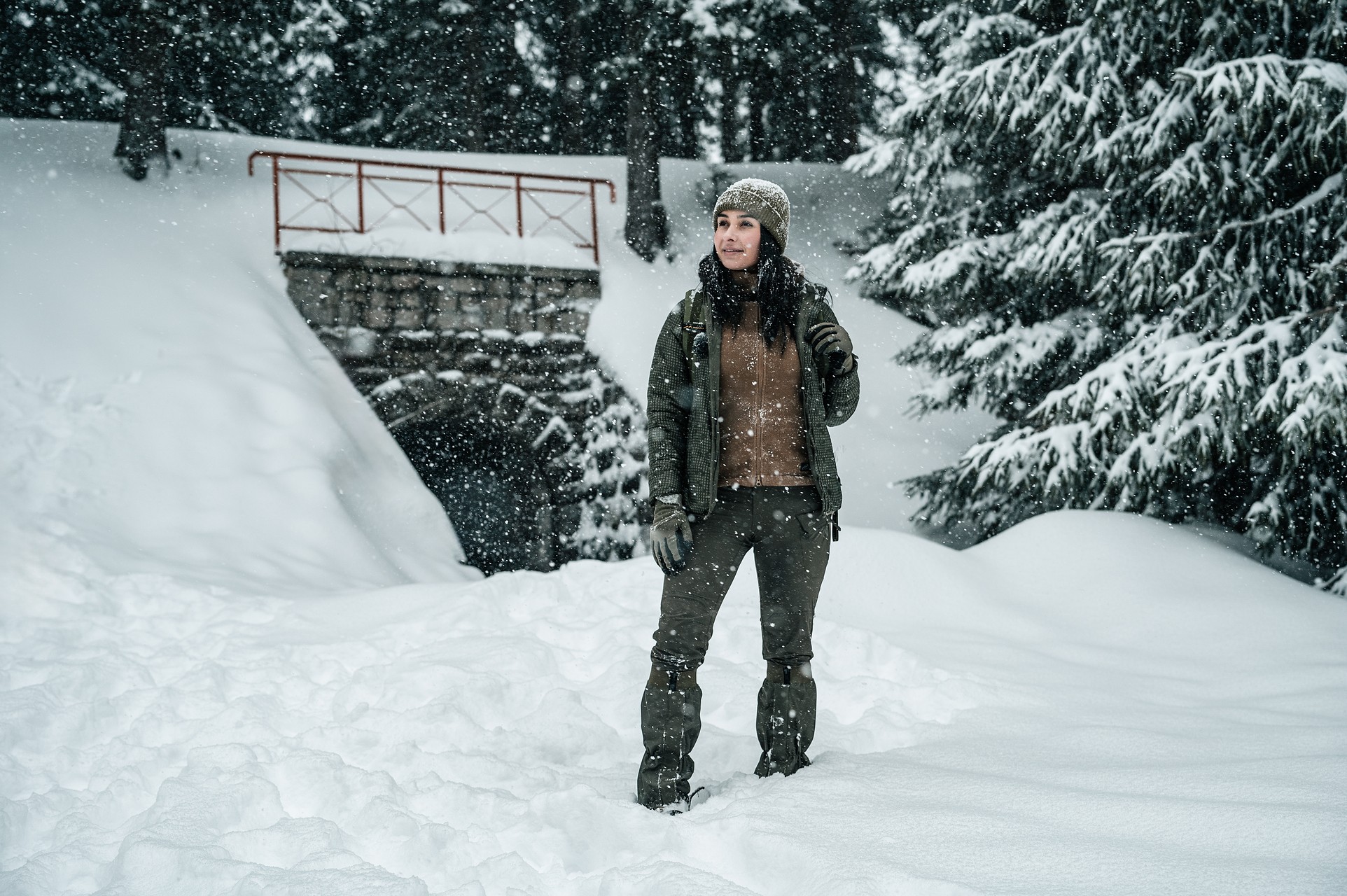 Helikon Wolfhound Hoodie női kabát - Desert Night Camo