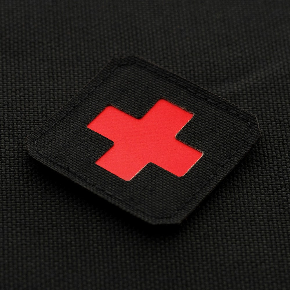 M-Tac Medic Cross Laser Cut orvosi felvarró - Black/Red