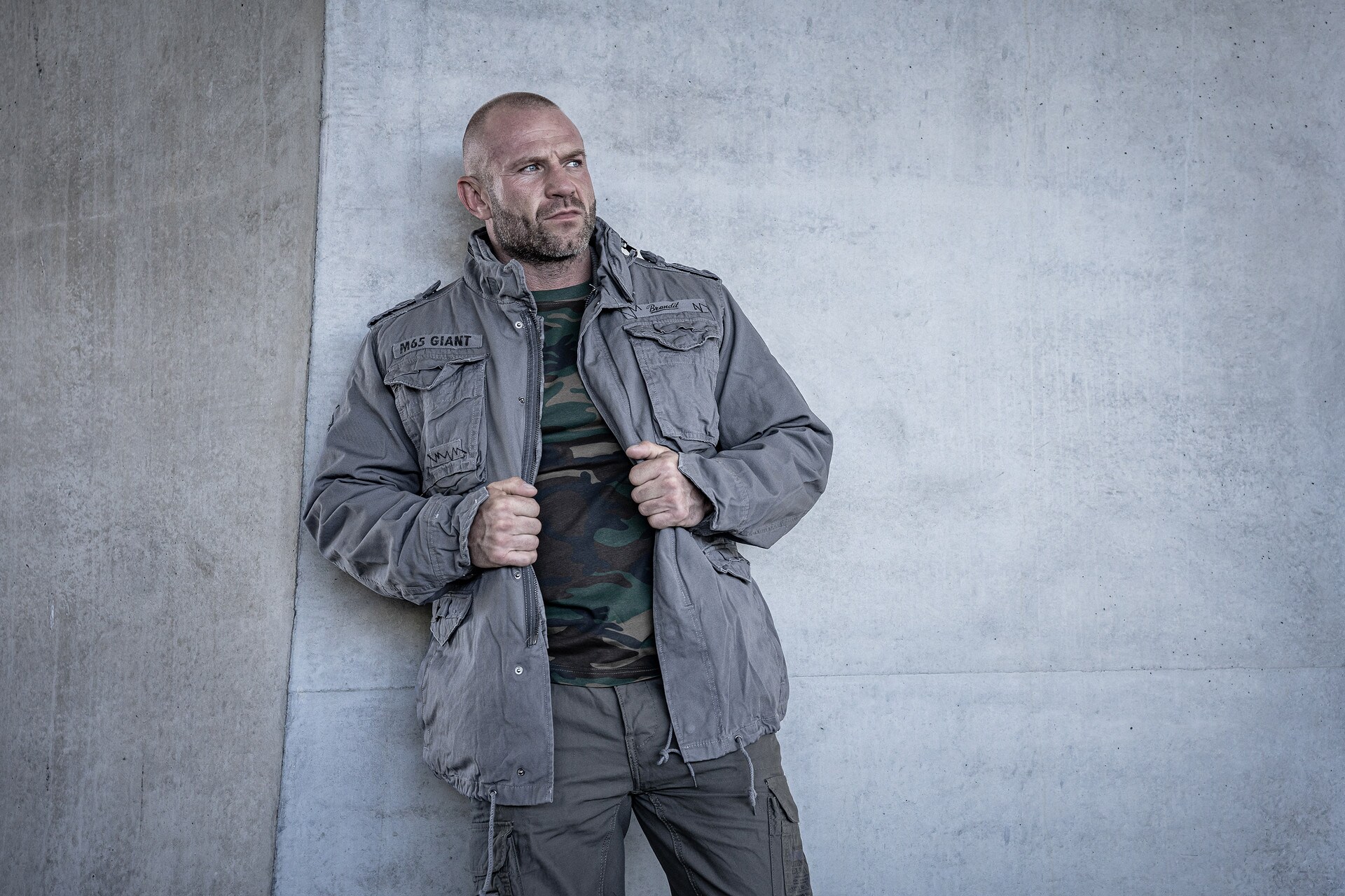 Brandit M65 Giant kabát - Charcoal Grey