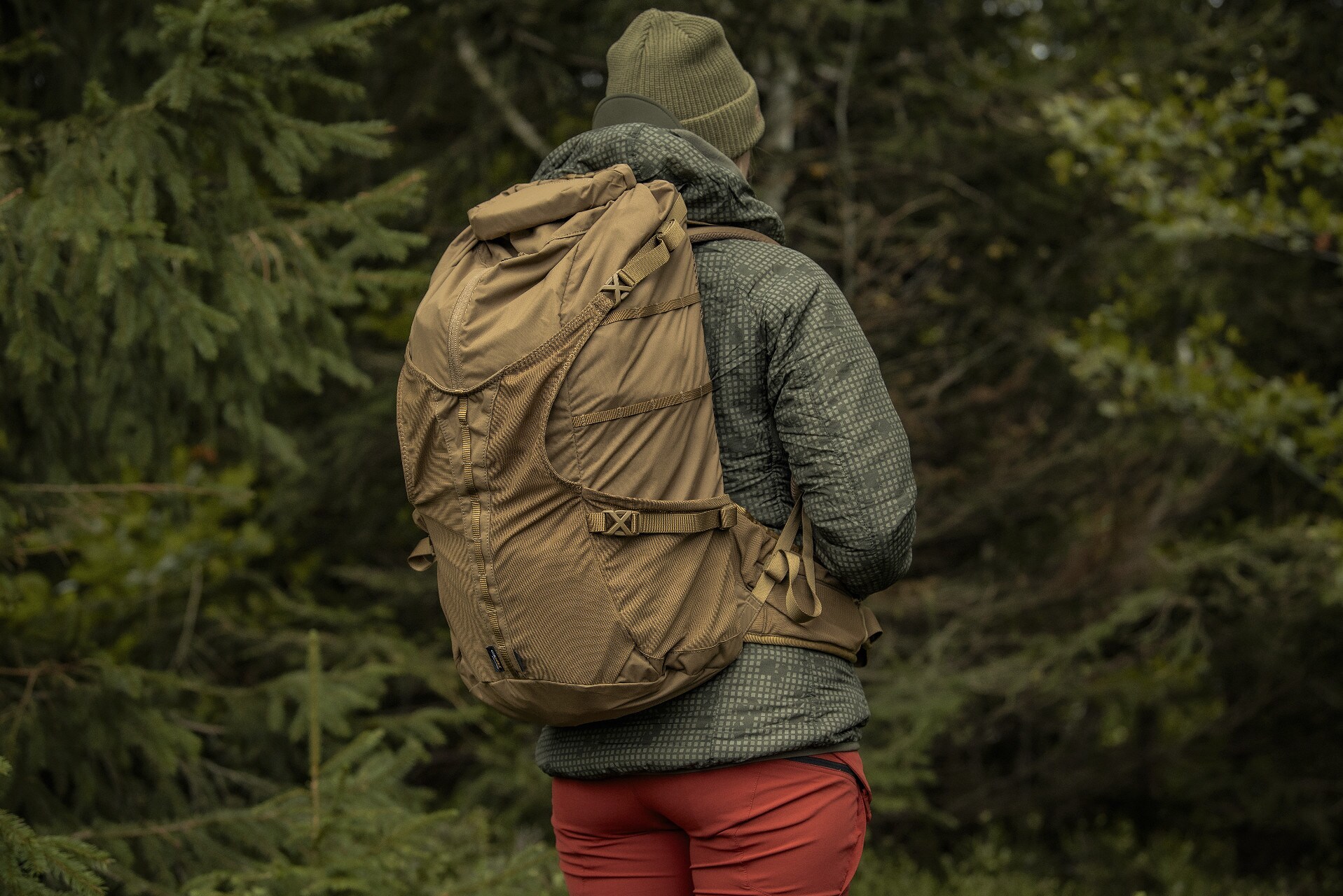 Helikon Summit hátizsák 40 l - Coyote