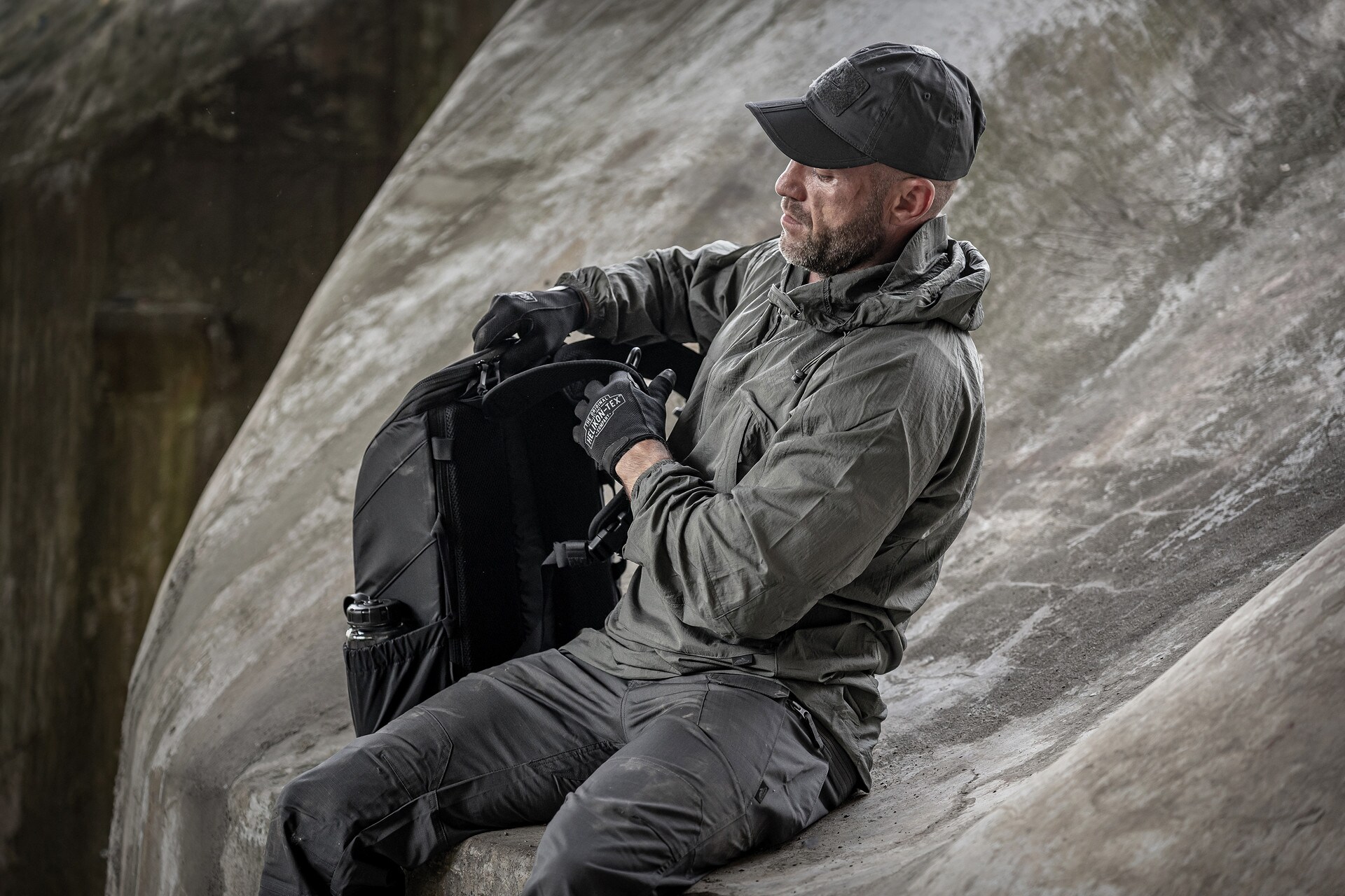 Helikon Bail Out Bag hátizsák 25 l - Black