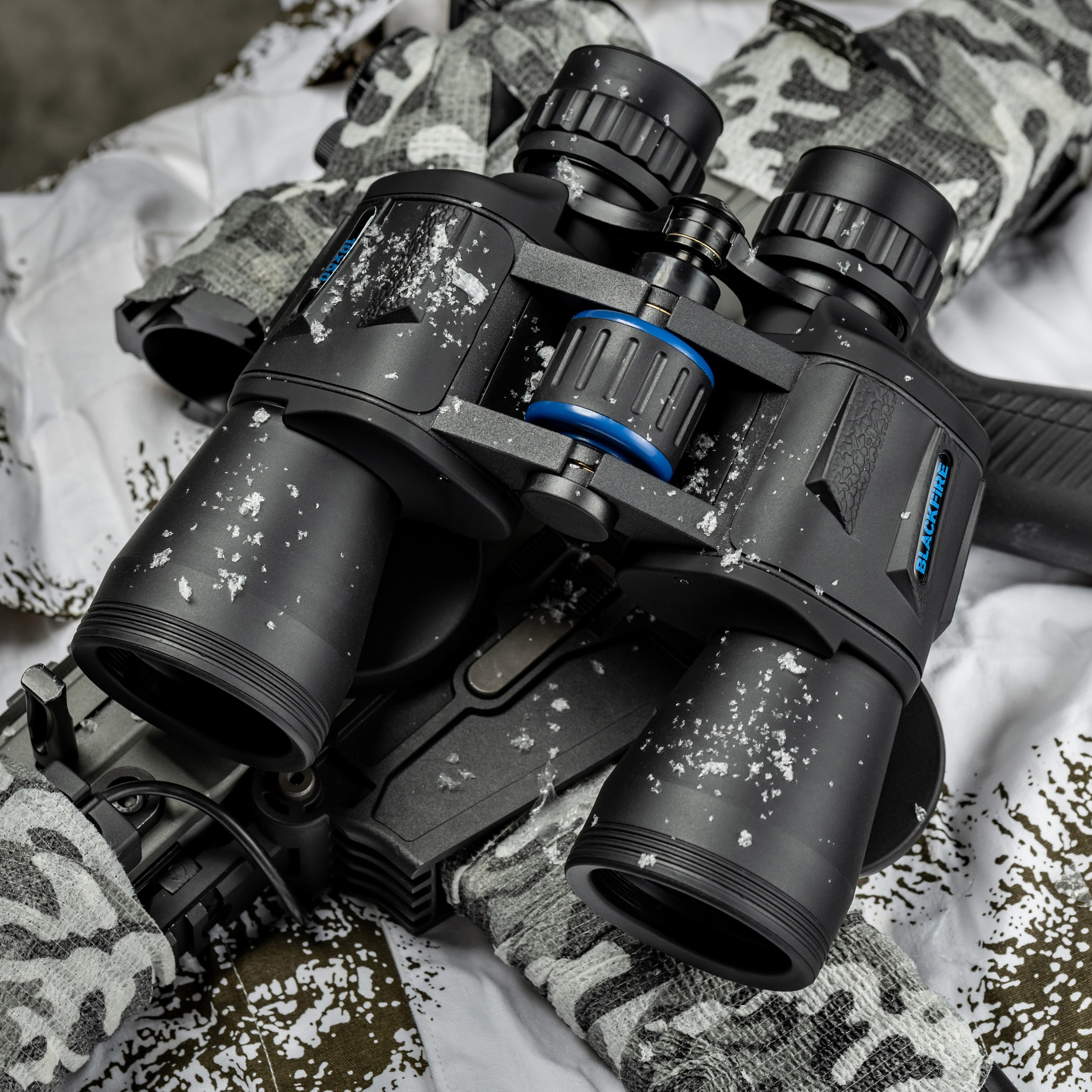 Blackfire katonai távcső 10x50