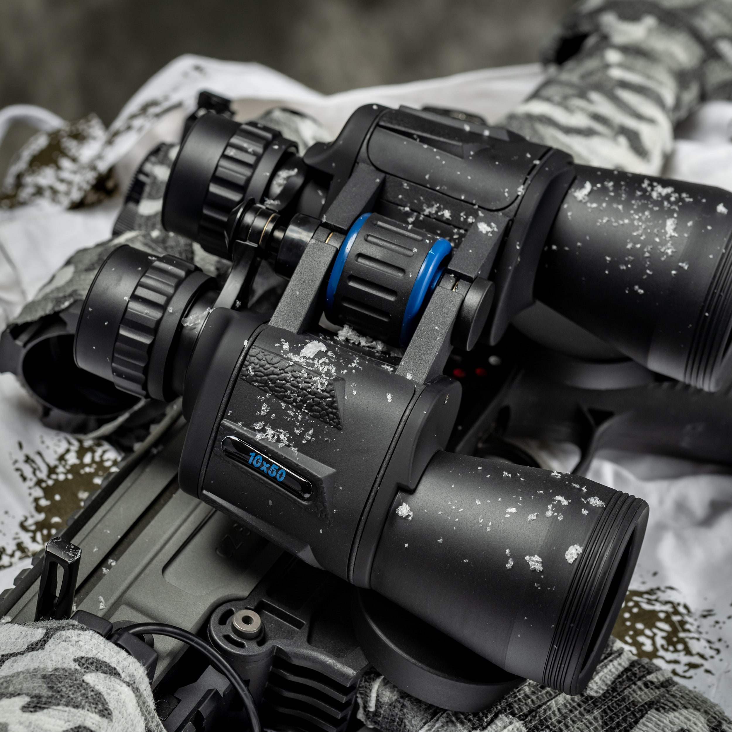 Blackfire katonai távcső 10x50