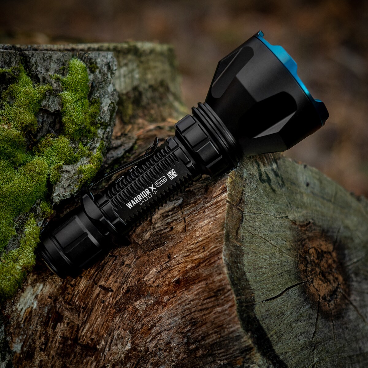 Olight Warrior X Turbo taktikai zseblámpa Black - 1100 lumen
