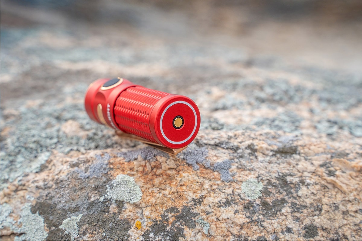 Olight Baton 3 újratölthető zseblámpa Red - 1200 lumen