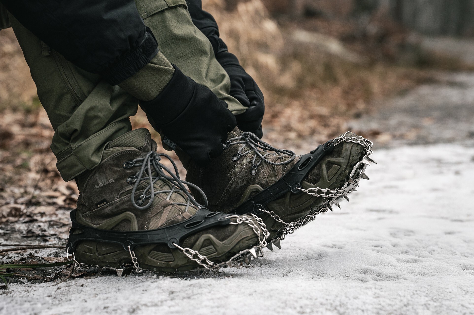 Badger Outdoor Himalaya 12 Pro csúszásgátló - Black