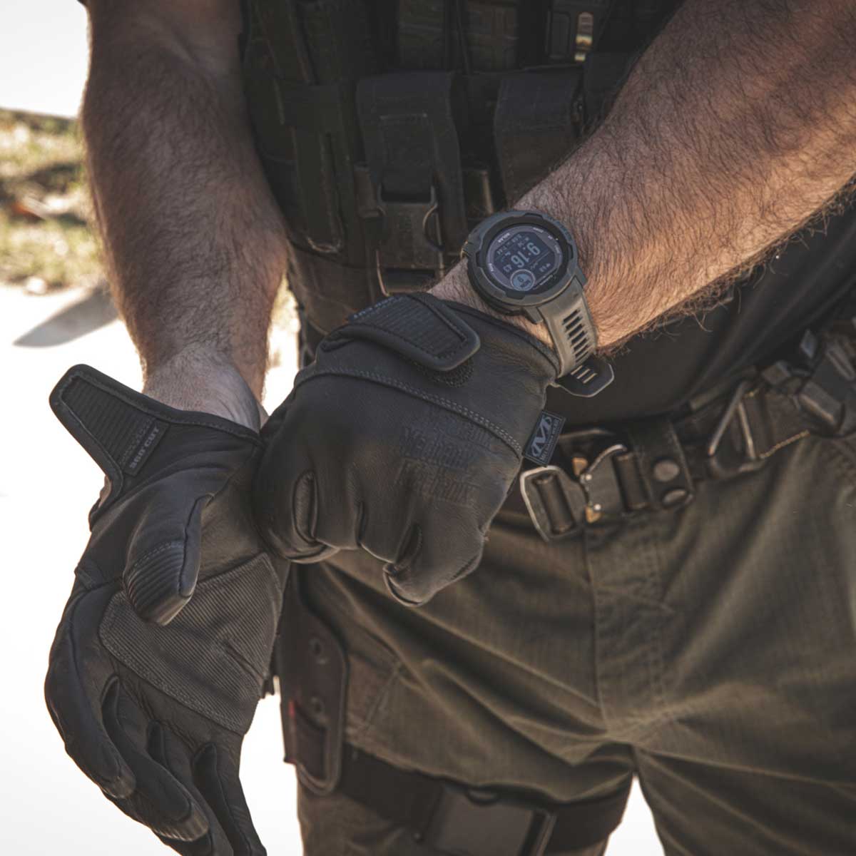 Mechanix Durahide Leather Needlestick Law Enforcement szúrásálló kesztyű - Black