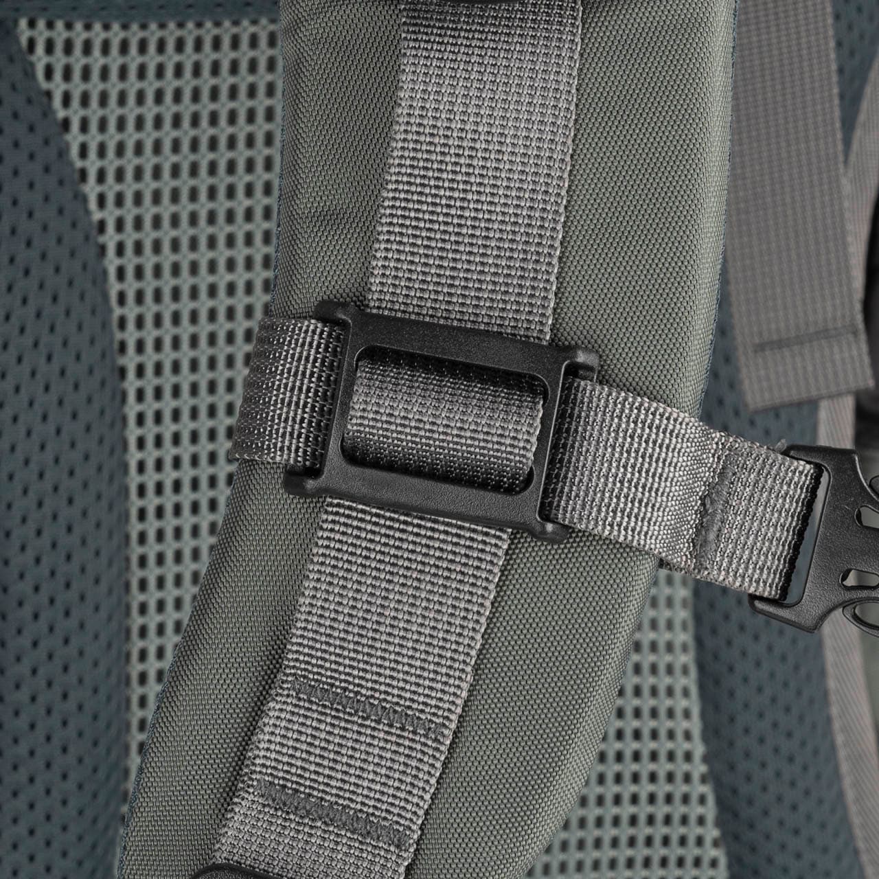 Alpinus Tarfala hátizsák 35 l - Fekete