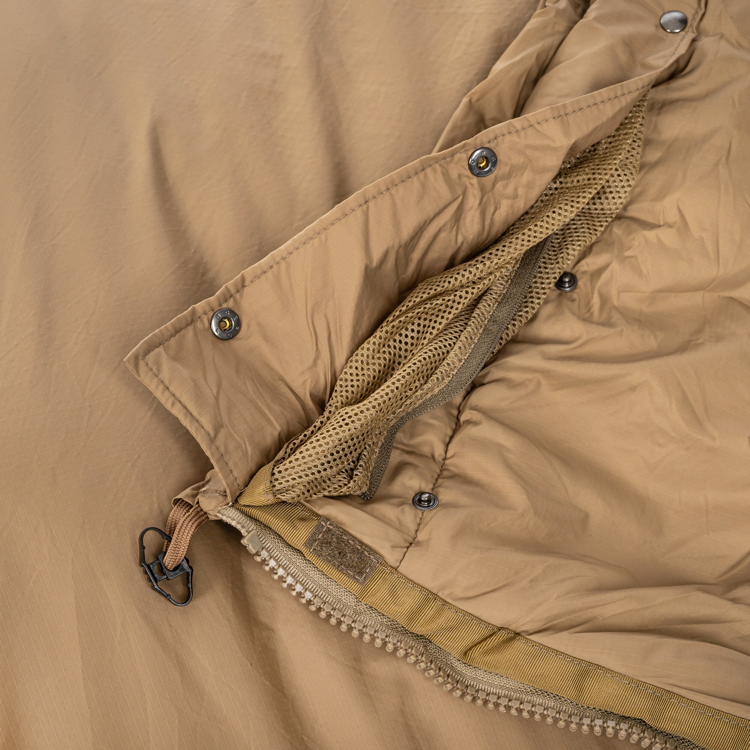 Carinthia Tropen Large hálózsák Sand - Bal