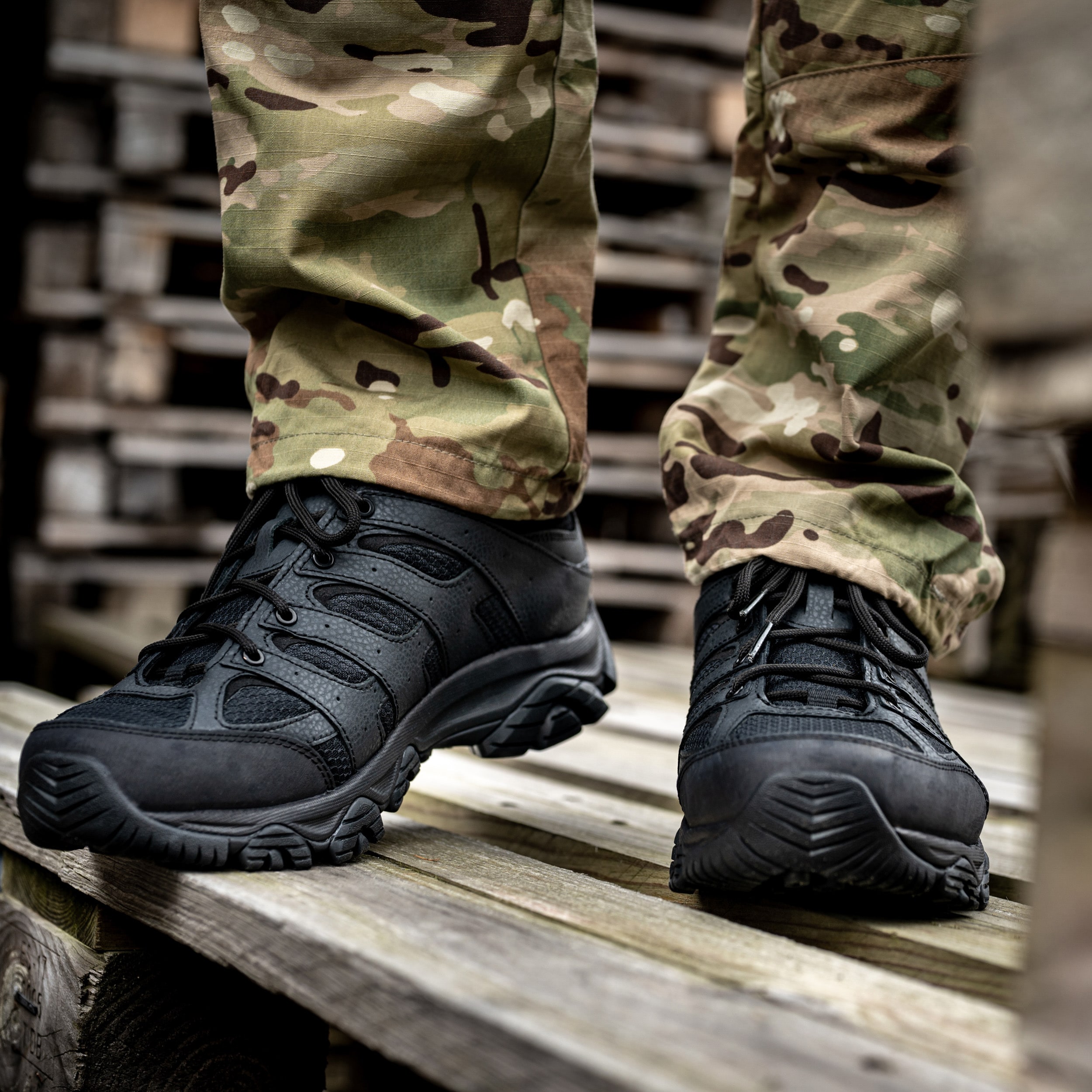 Merrell MOAB 3 Low Tactical cipő- Black