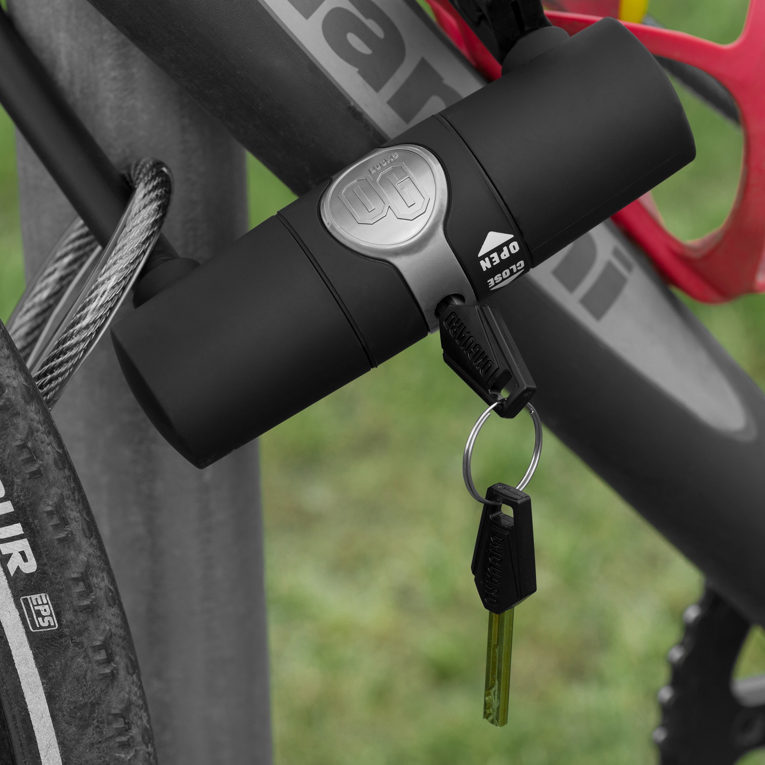 OnGuard 5810 U-Lock kerékpárzár - Black