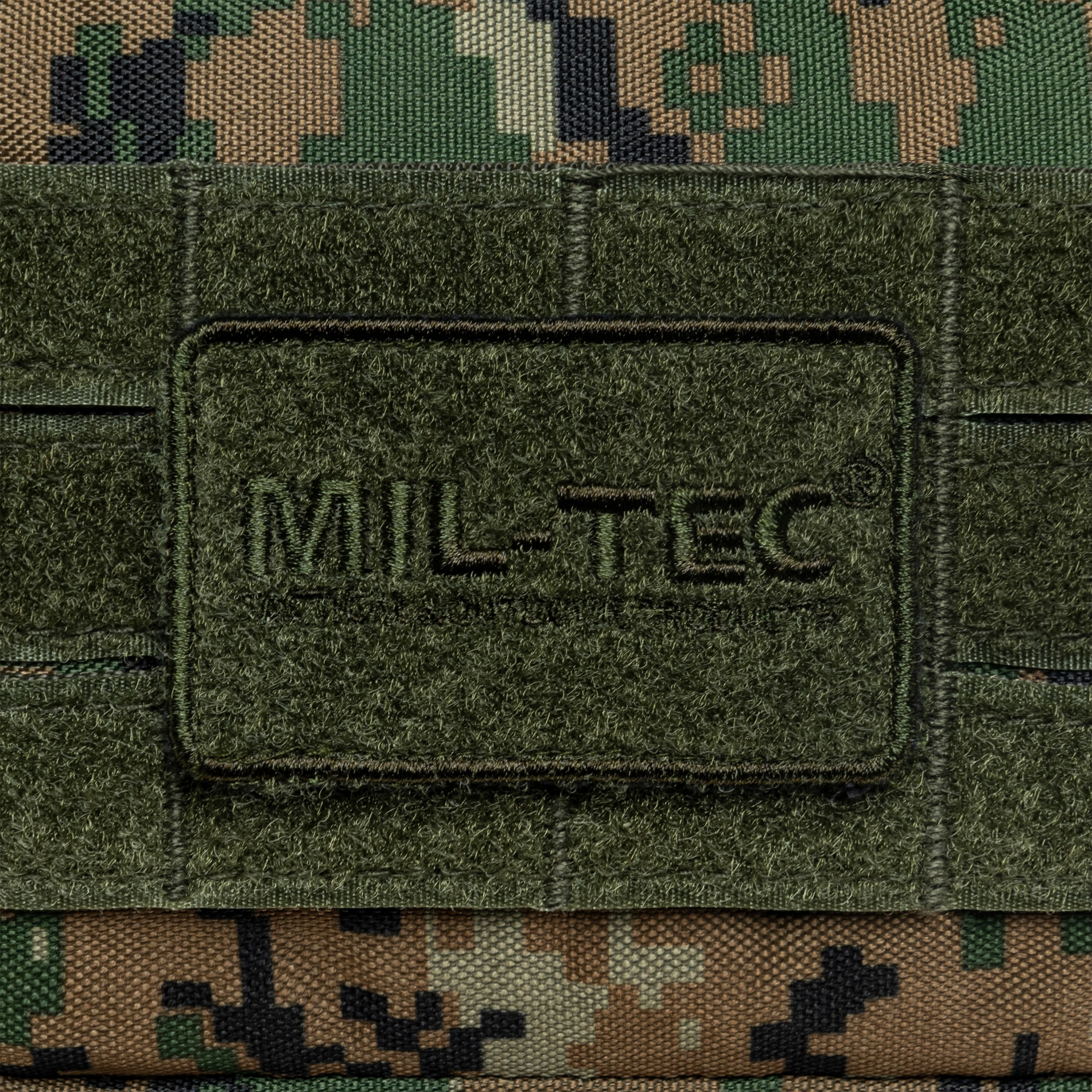 Mil-Tec Assault Pack Large hátizsák 36 l - Digital Woodland