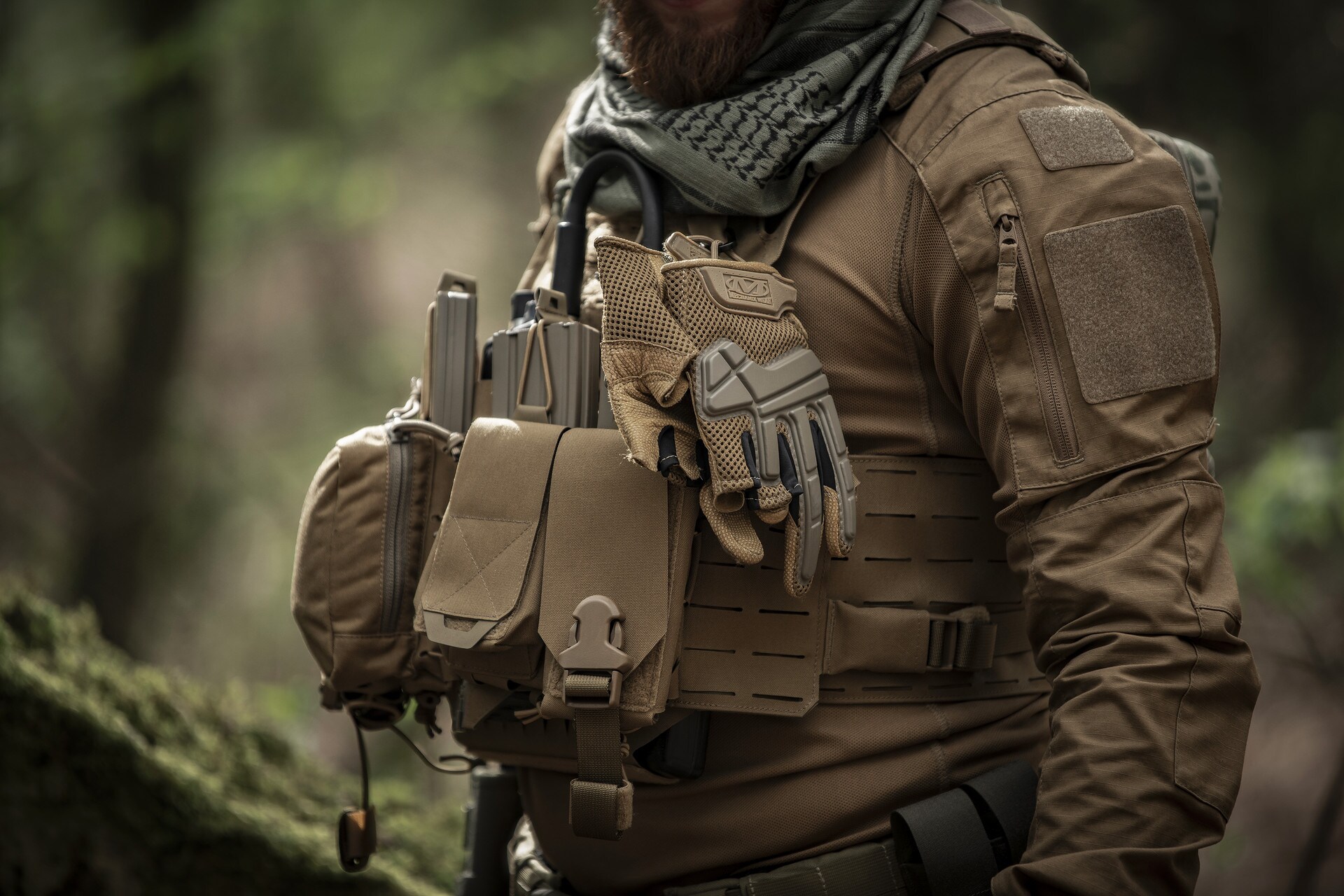 Direct Action Spitfire Plate Carrier taktikai mellény - Coyote Brown
