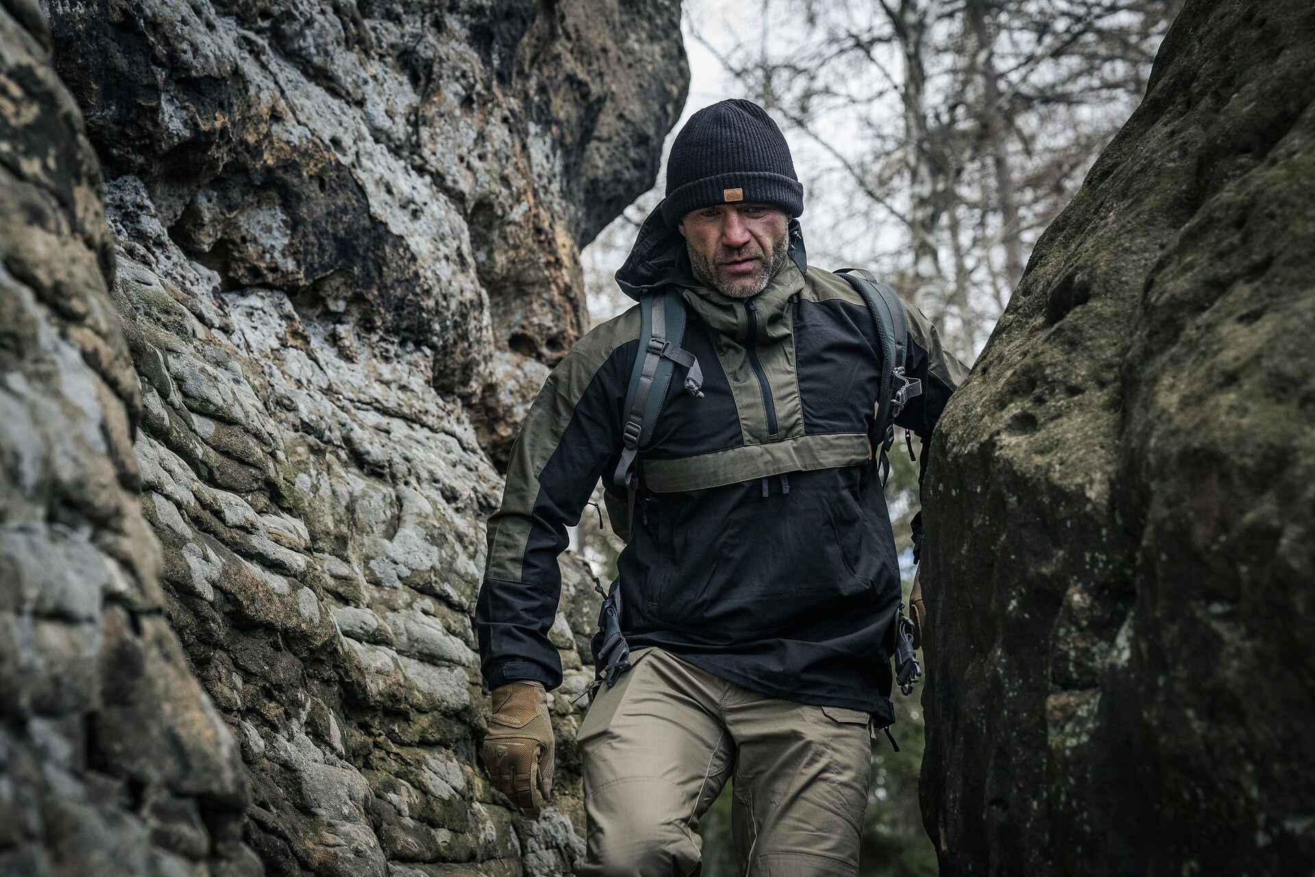 Helikon Woodsman Anorak kabát - Black/Taiga Green