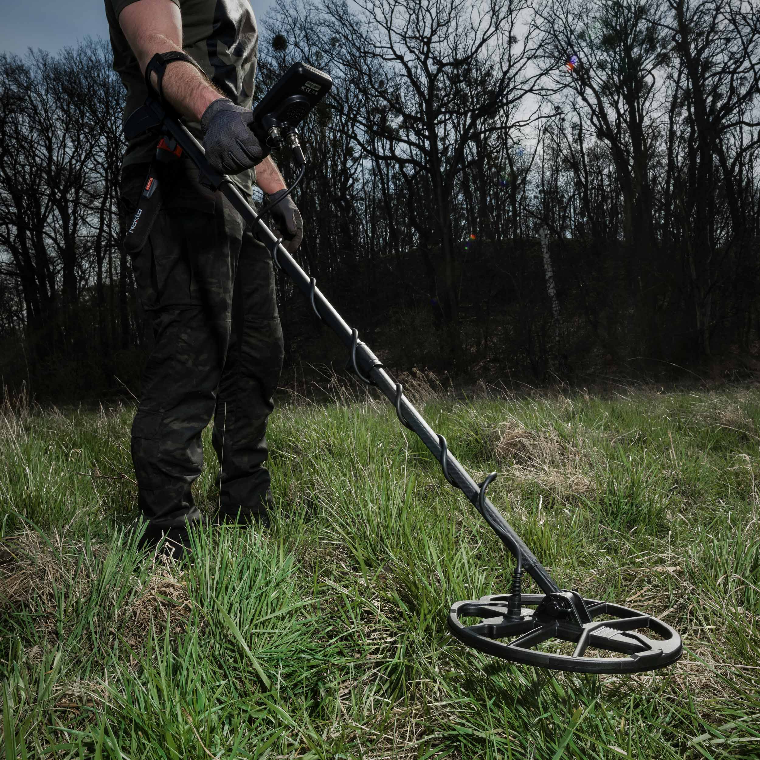 Nokta Simplex BT metal detector