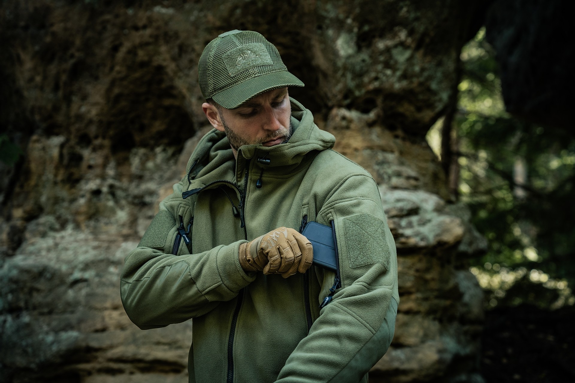 Helikon Mesh baseball cap plus velcro - Olive Green