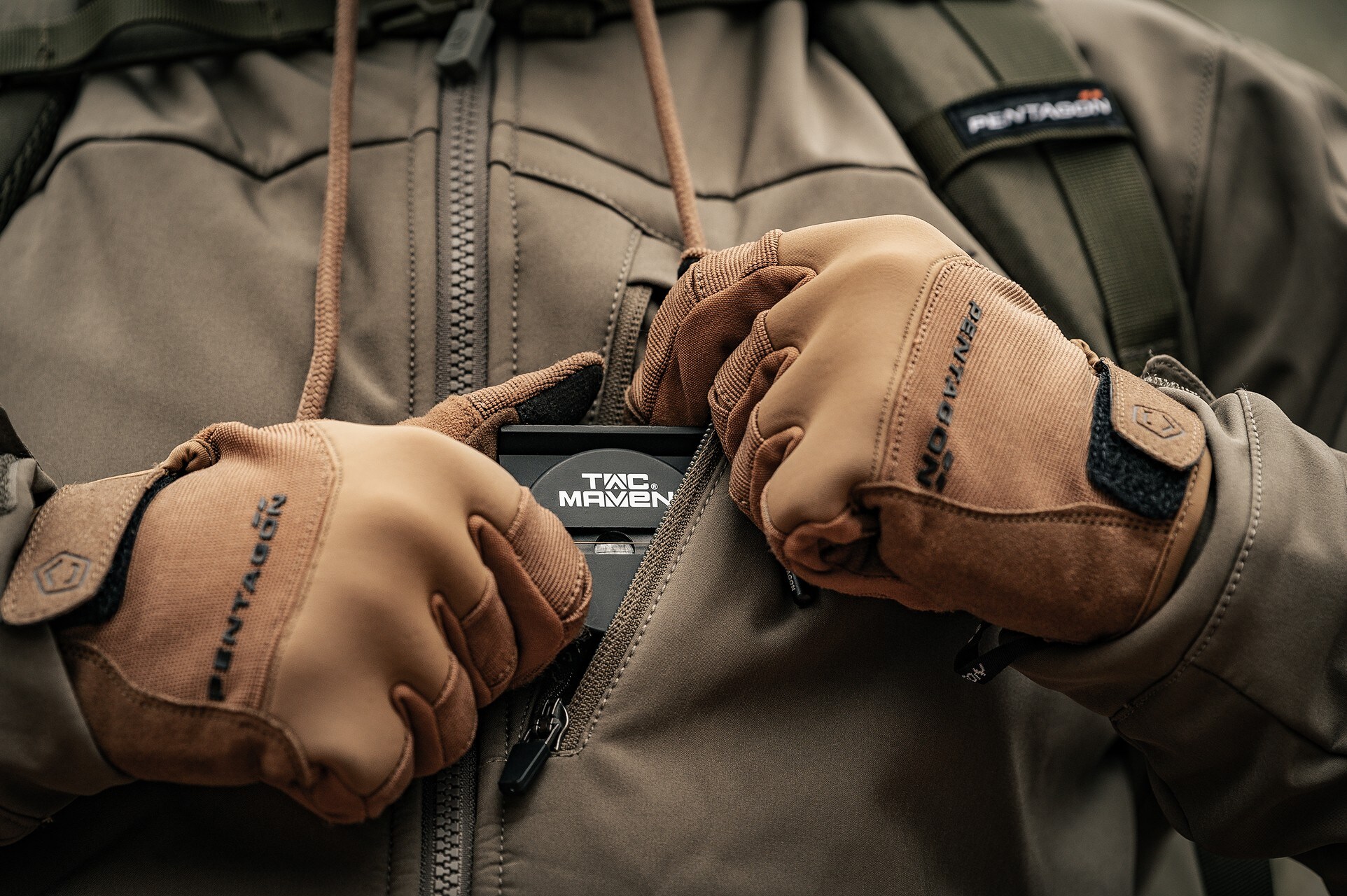 Pentagon Tac Maven Venturer Compass - Black