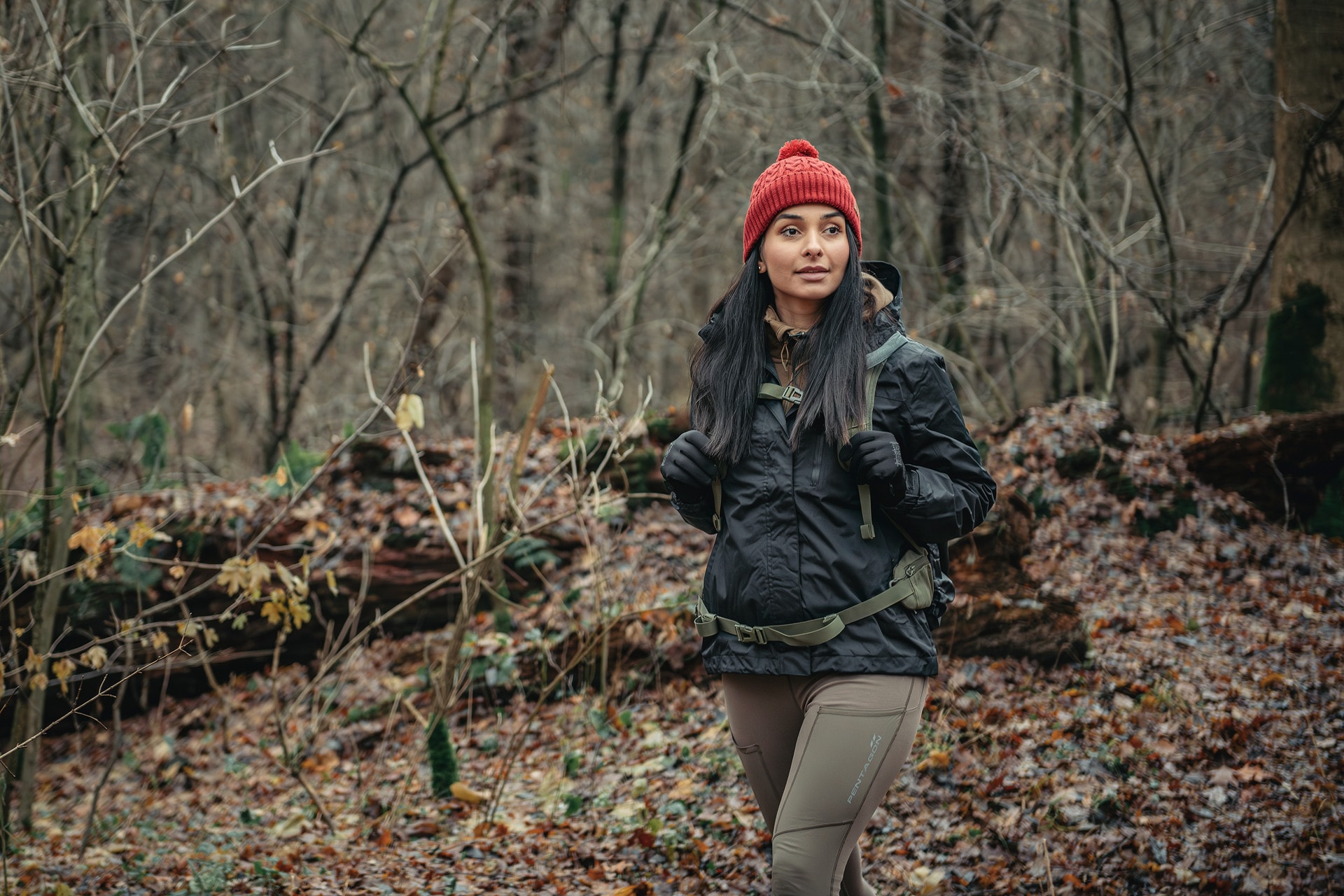 Highlander Outdoor Beira Lined Bobble Hat - Dark Red