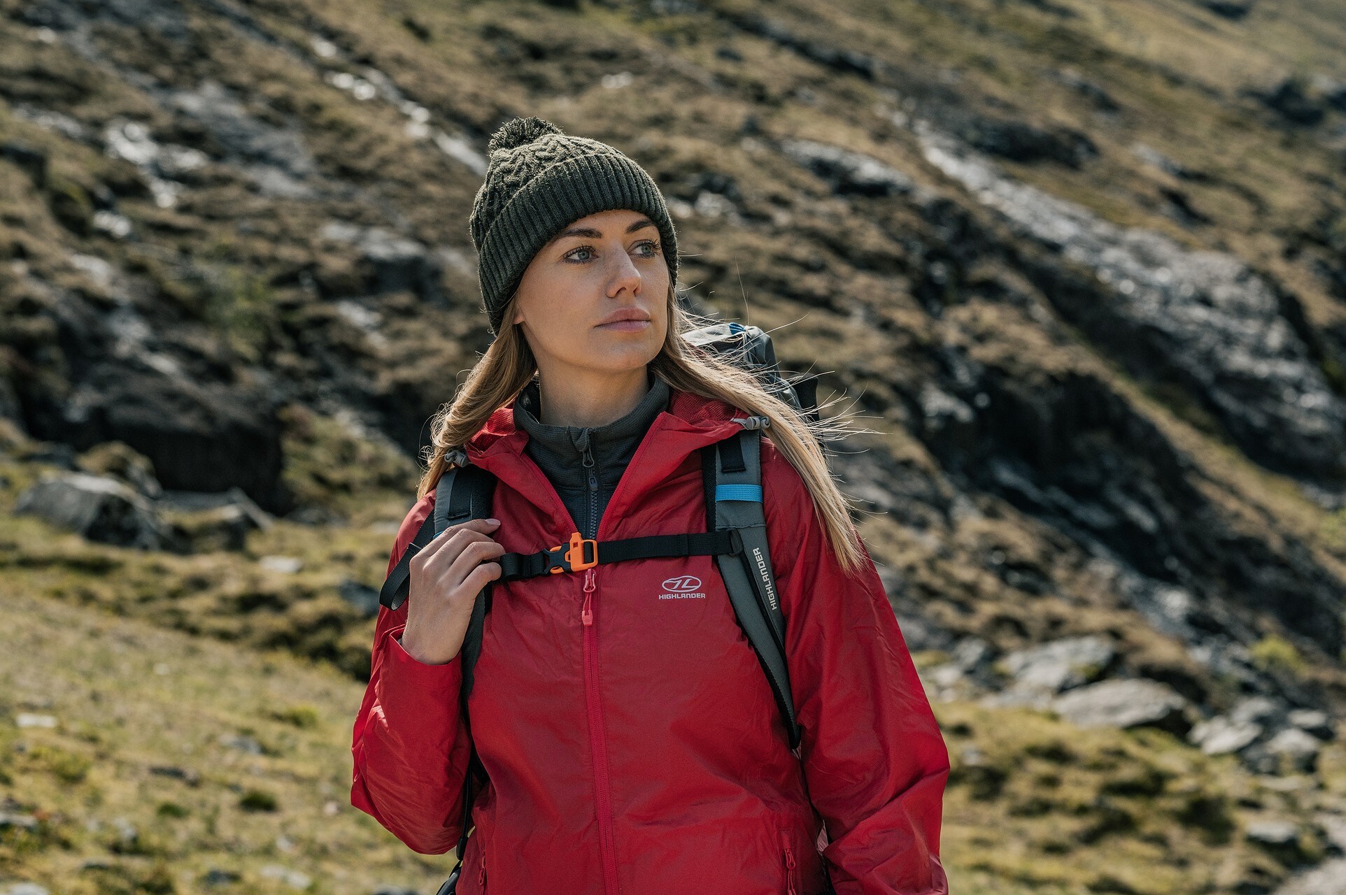 Highlander Outdoor Beira Lined Bobble Hat - Olive