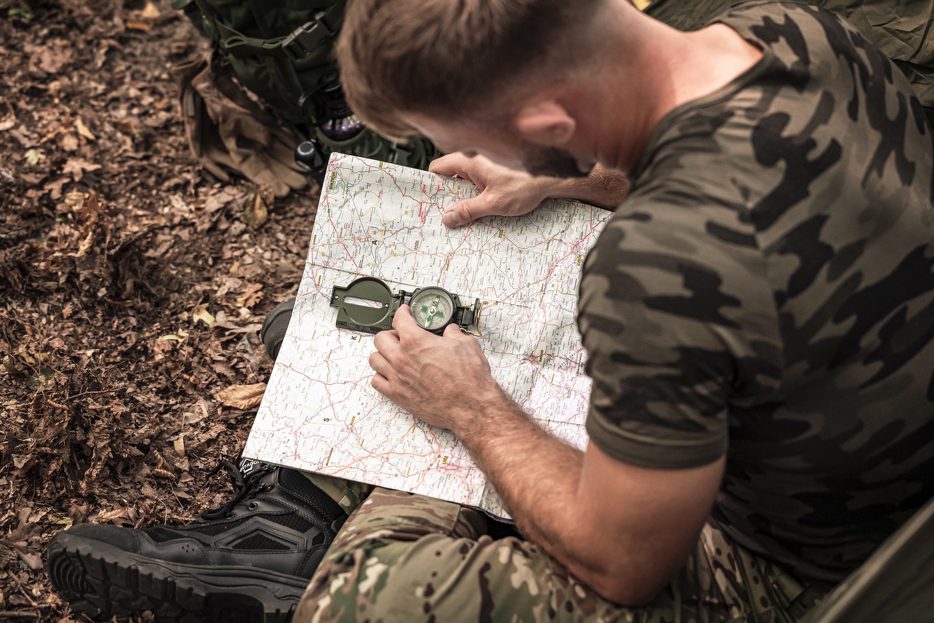 Badger Outdoor Military Lensatic Prismatic Compass