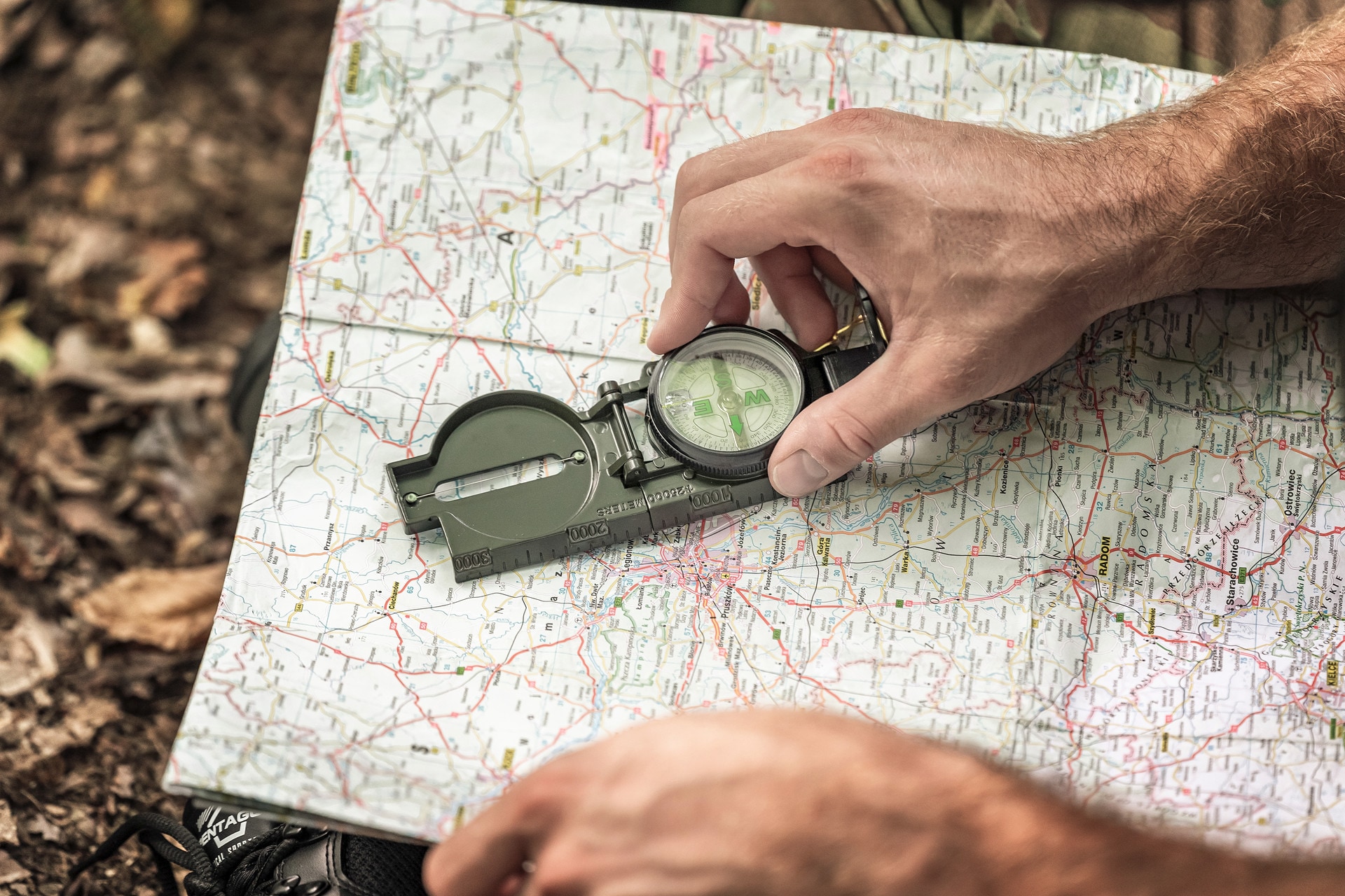Badger Outdoor Military Lensatic Prismatic Compass