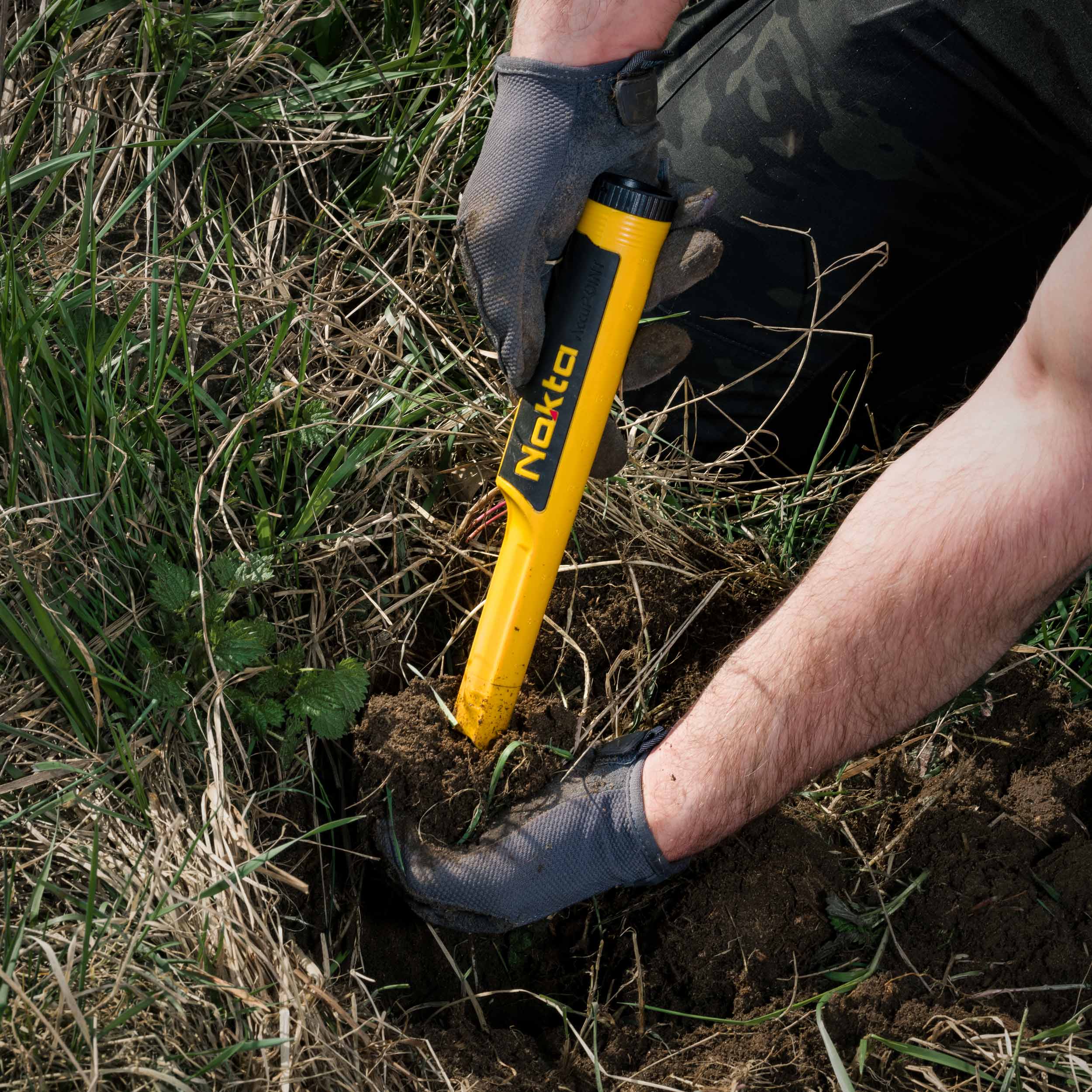 Nokta AccuPoint Handheld Metal Detector