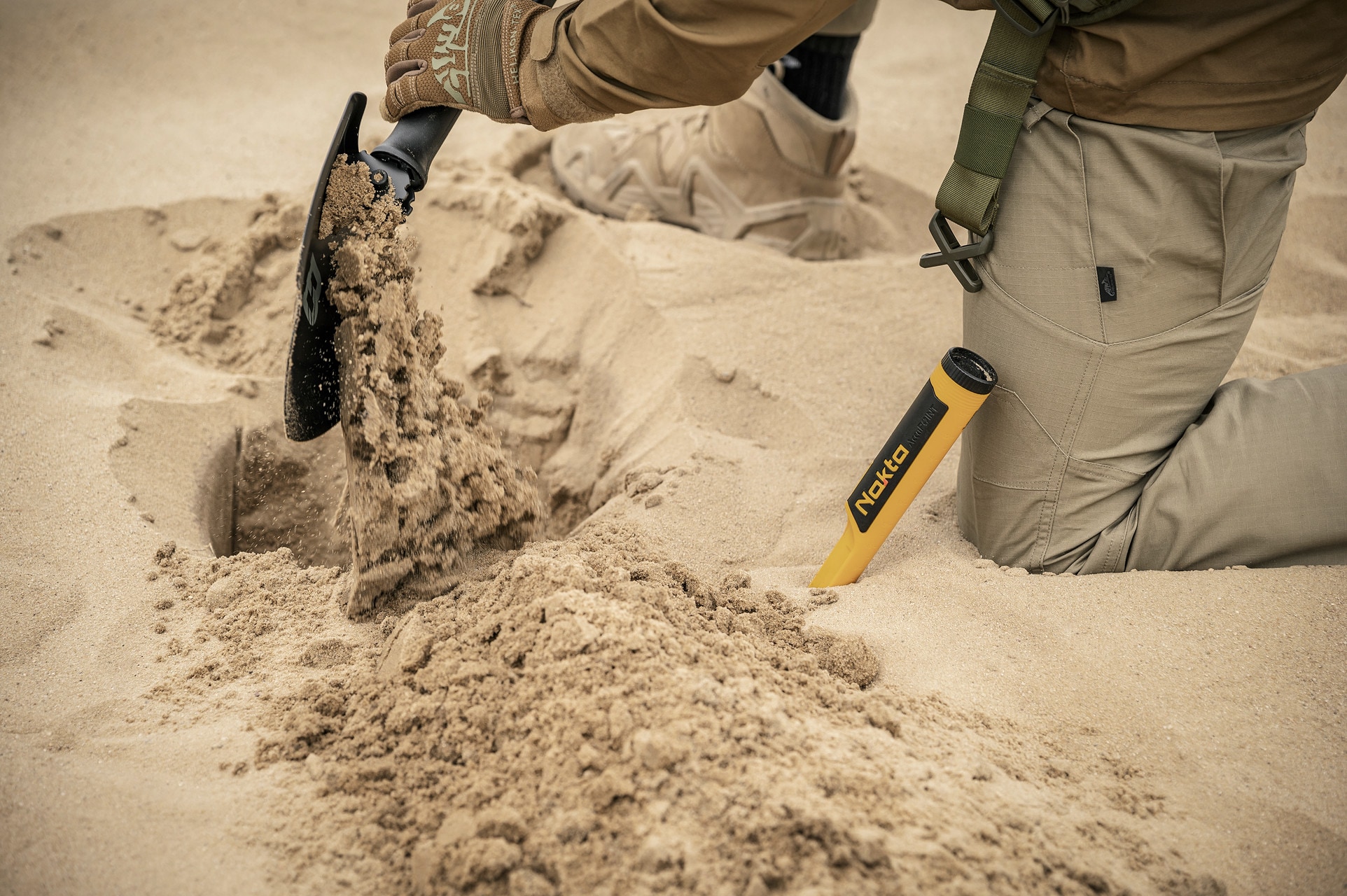 Nokta AccuPoint Handheld Metal Detector