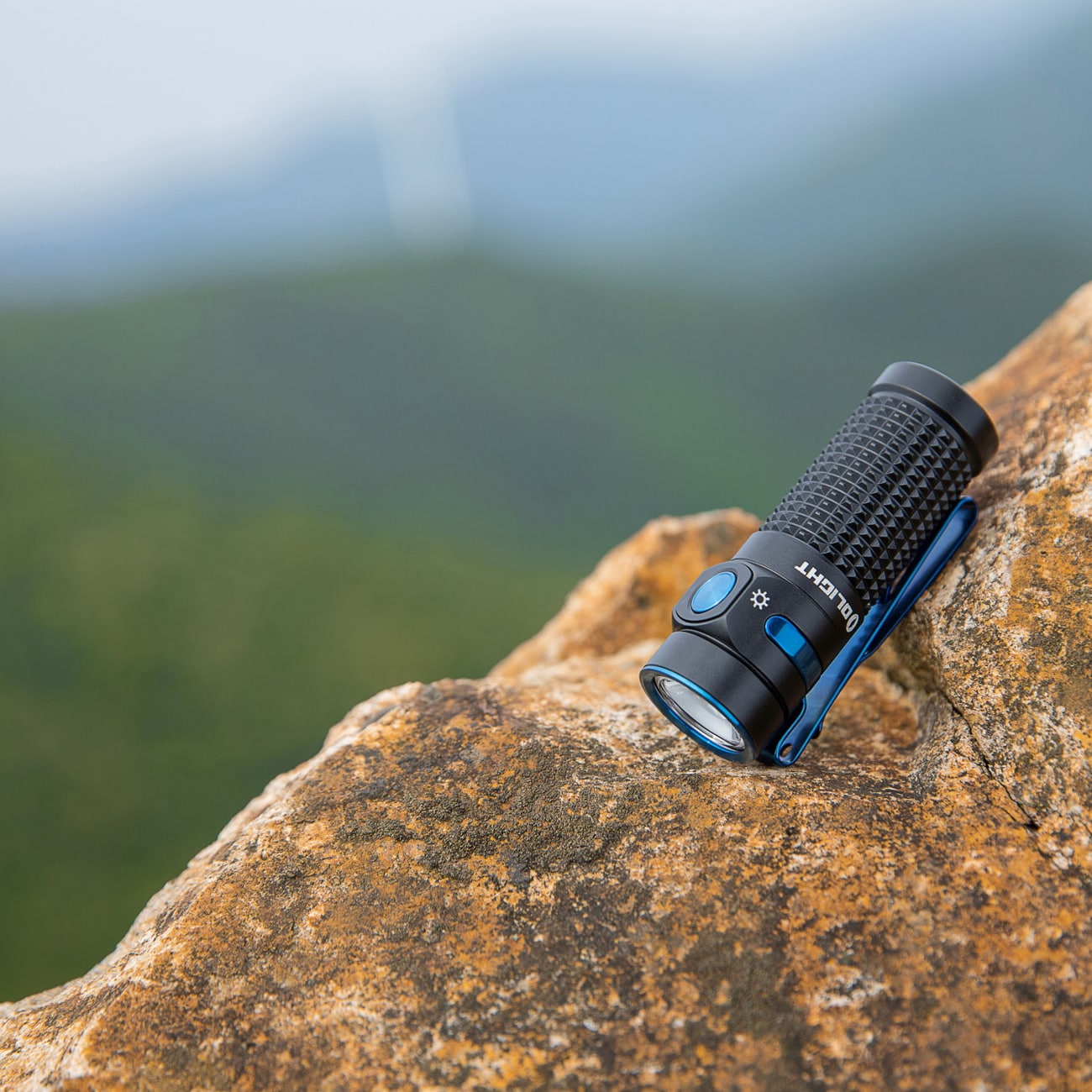 Olight Baton 4 Rechargeable Flashlight Black - 1300 lumens