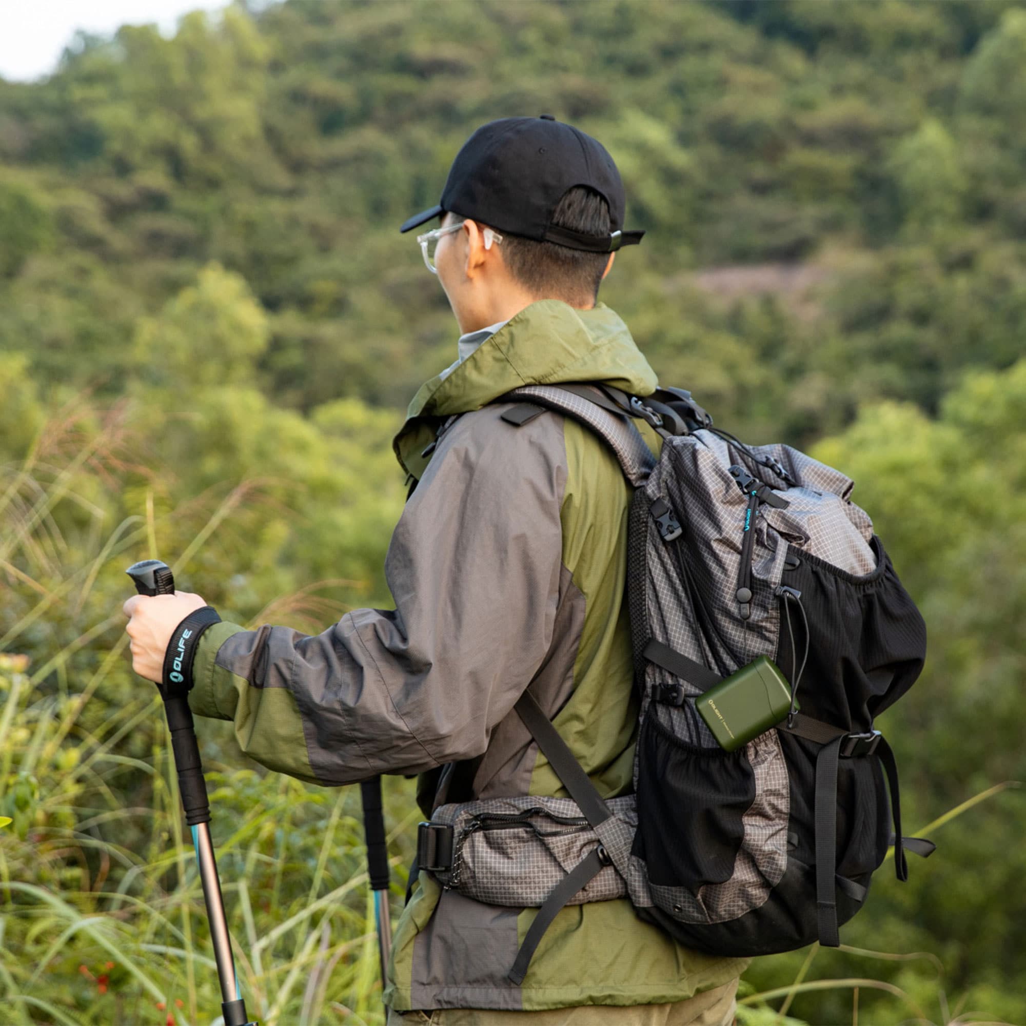 Olight Baton 4 Premium Edition OD Green Flashlight with wireless charging case - 1300 lumens