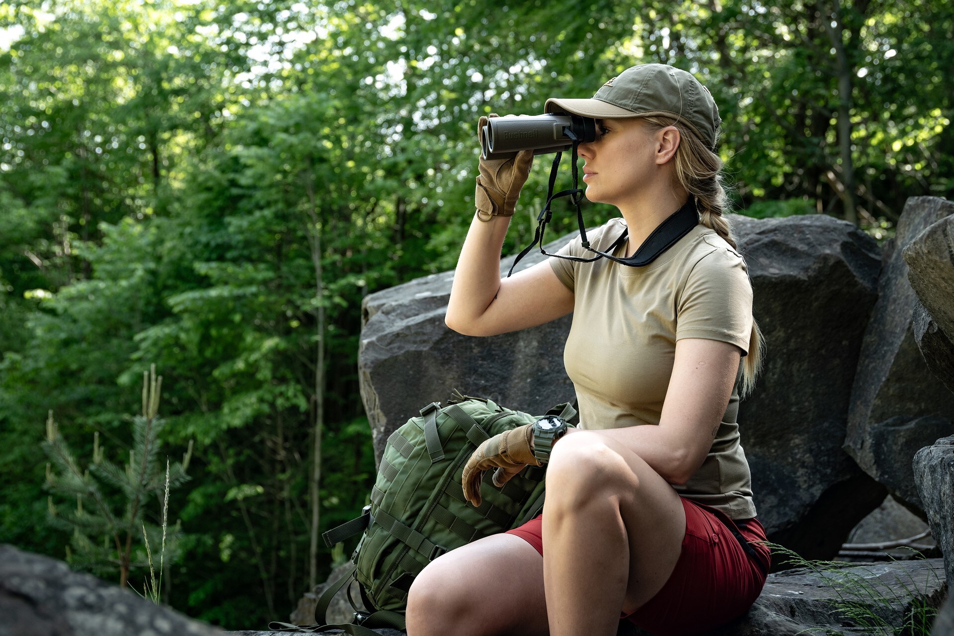 Bushnell Explorer 8x42 Binoculars - Brown