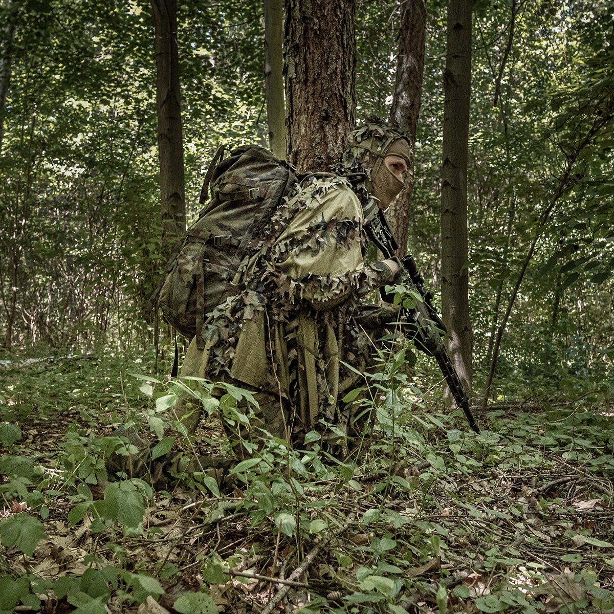 Helikon Leaf Ghillie US Woodland camo suit