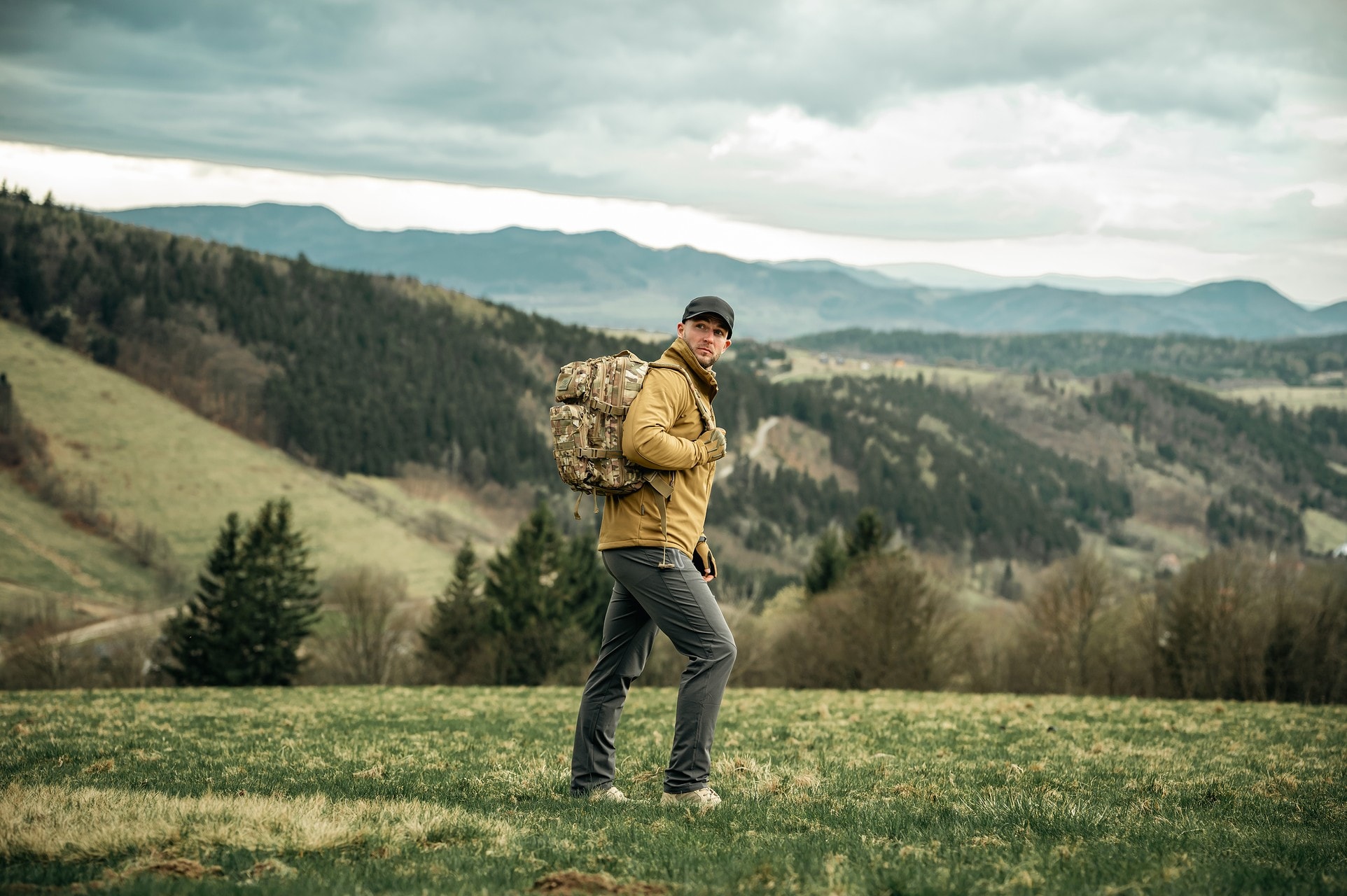 Highlander Outdoor Munro Walking Trousers - Dark Grey