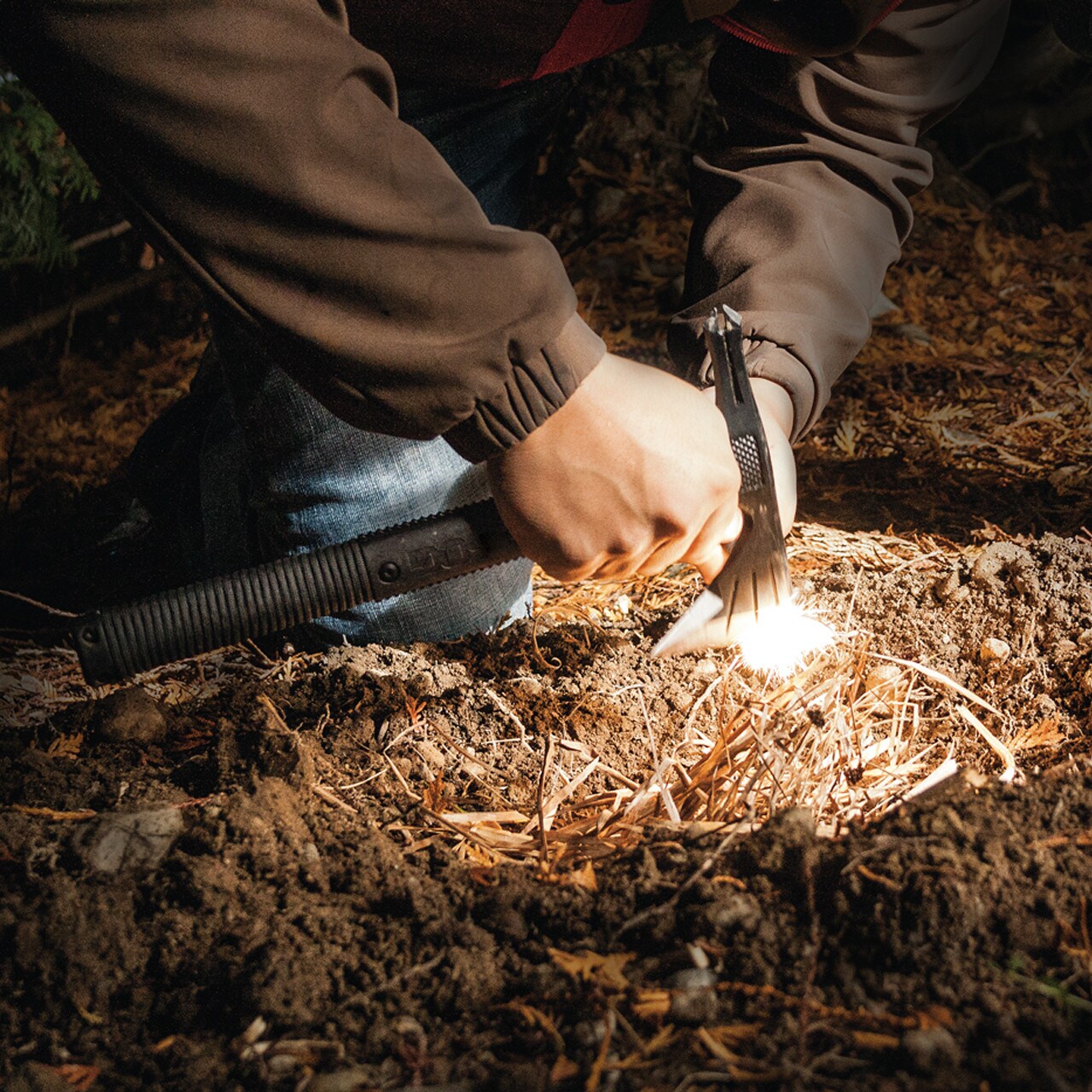 SOG Survival Hawk Axe - Black