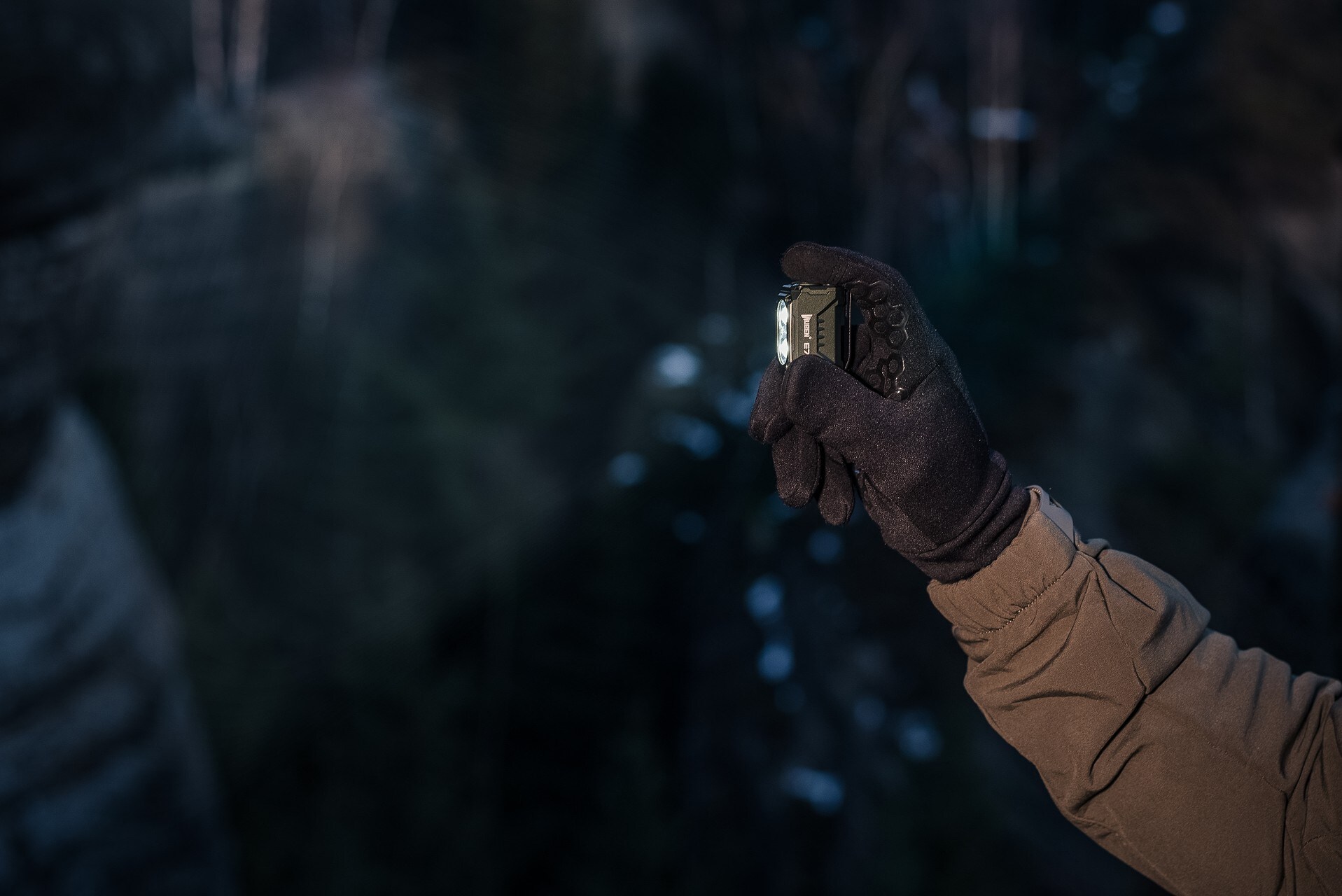 Wuben E7 Flashlight Green - 1800 lumens